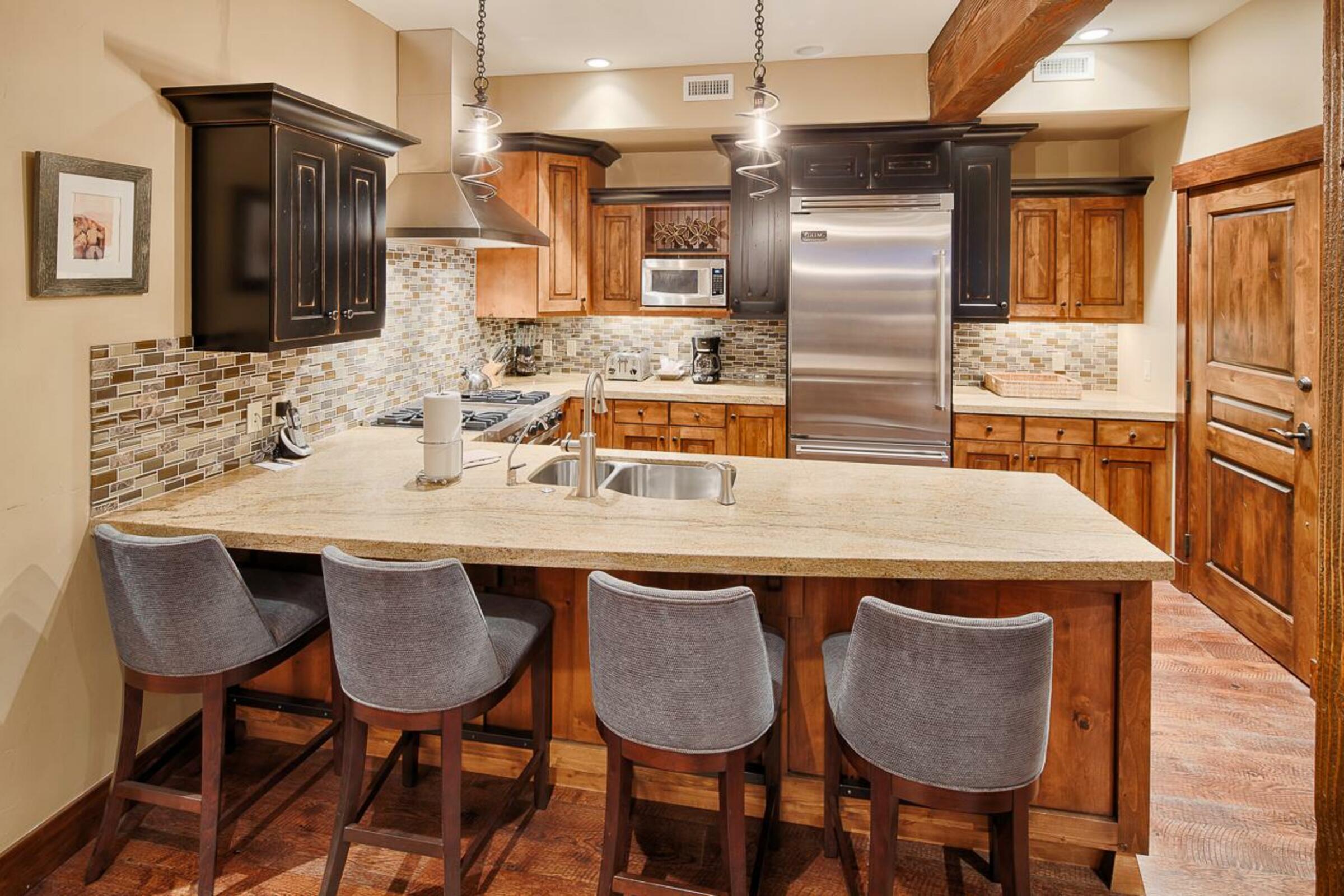 #1201 - Kitchen