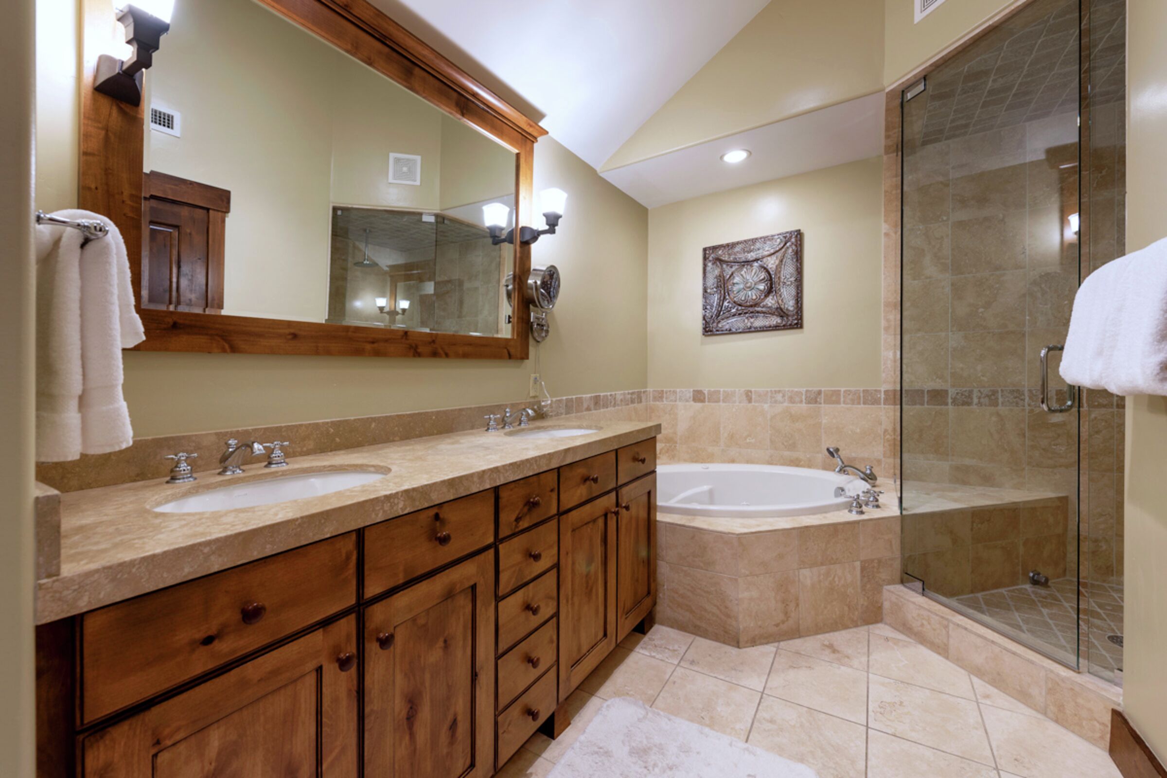 #504 - Master Ensuite Bathroom