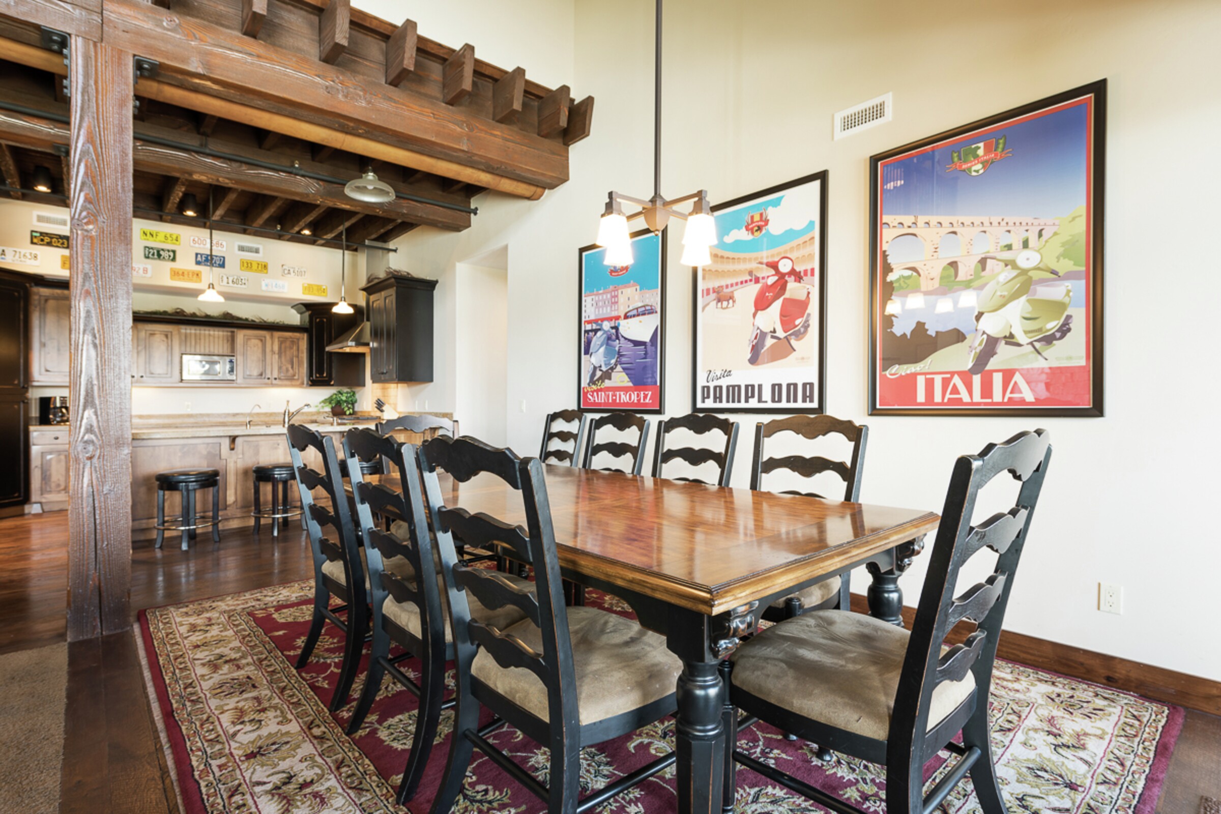 #1305 - Dining Room