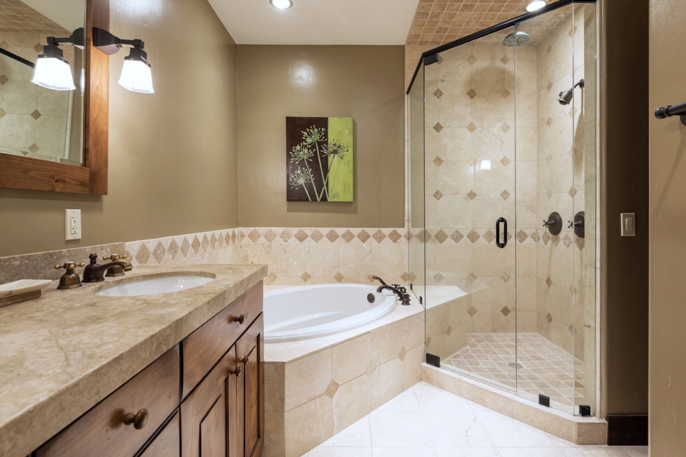 #15 - Master Ensuite Bathroom