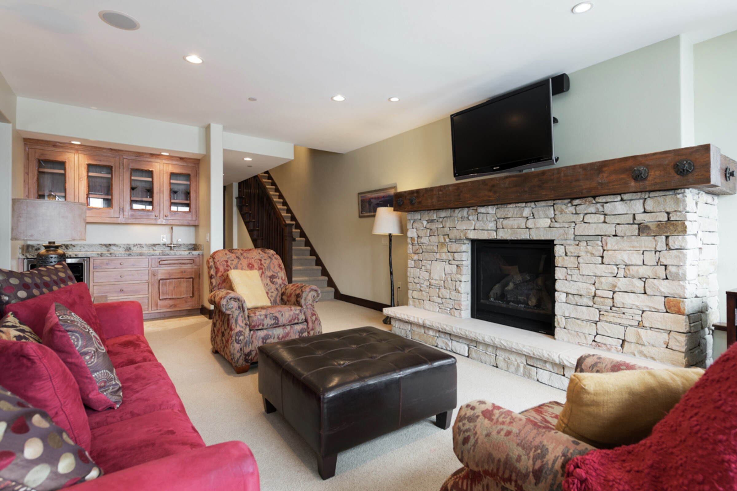 Family Room with Wet Bar
