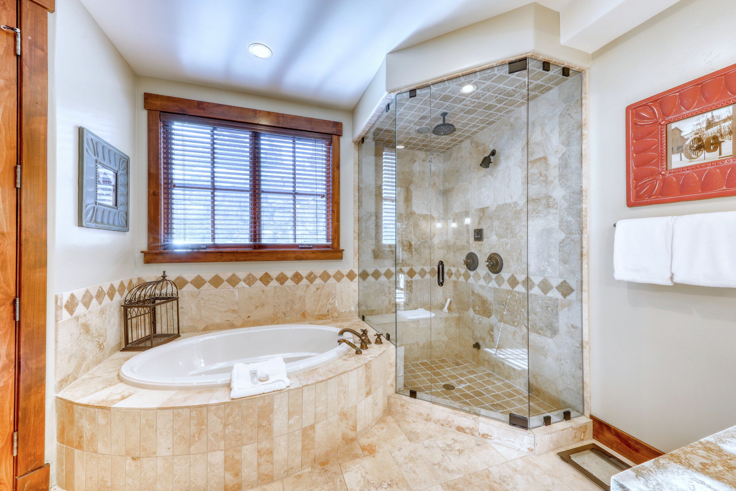 #18 - Master Ensuite Bathroom