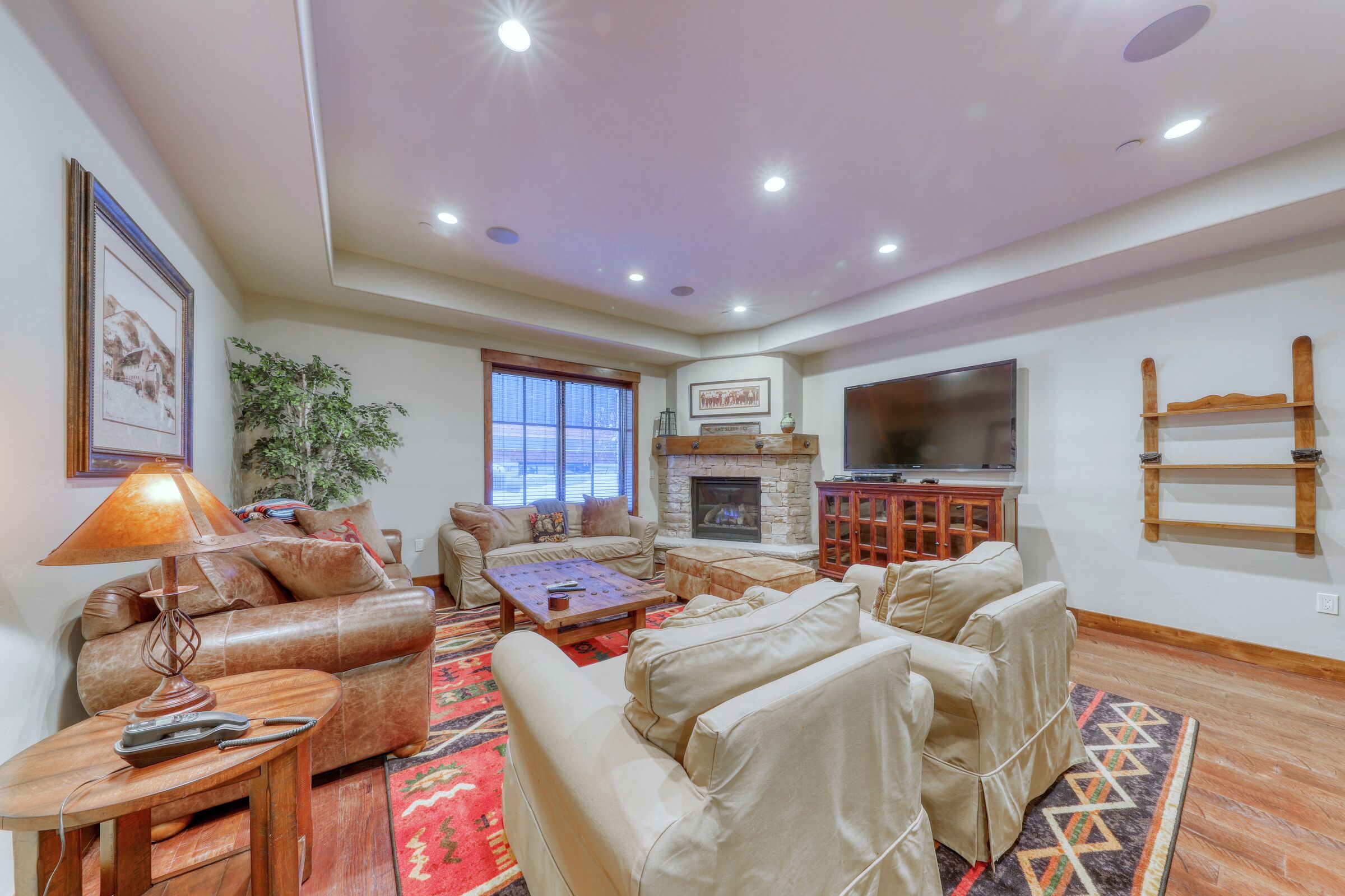 #18 - Family Room