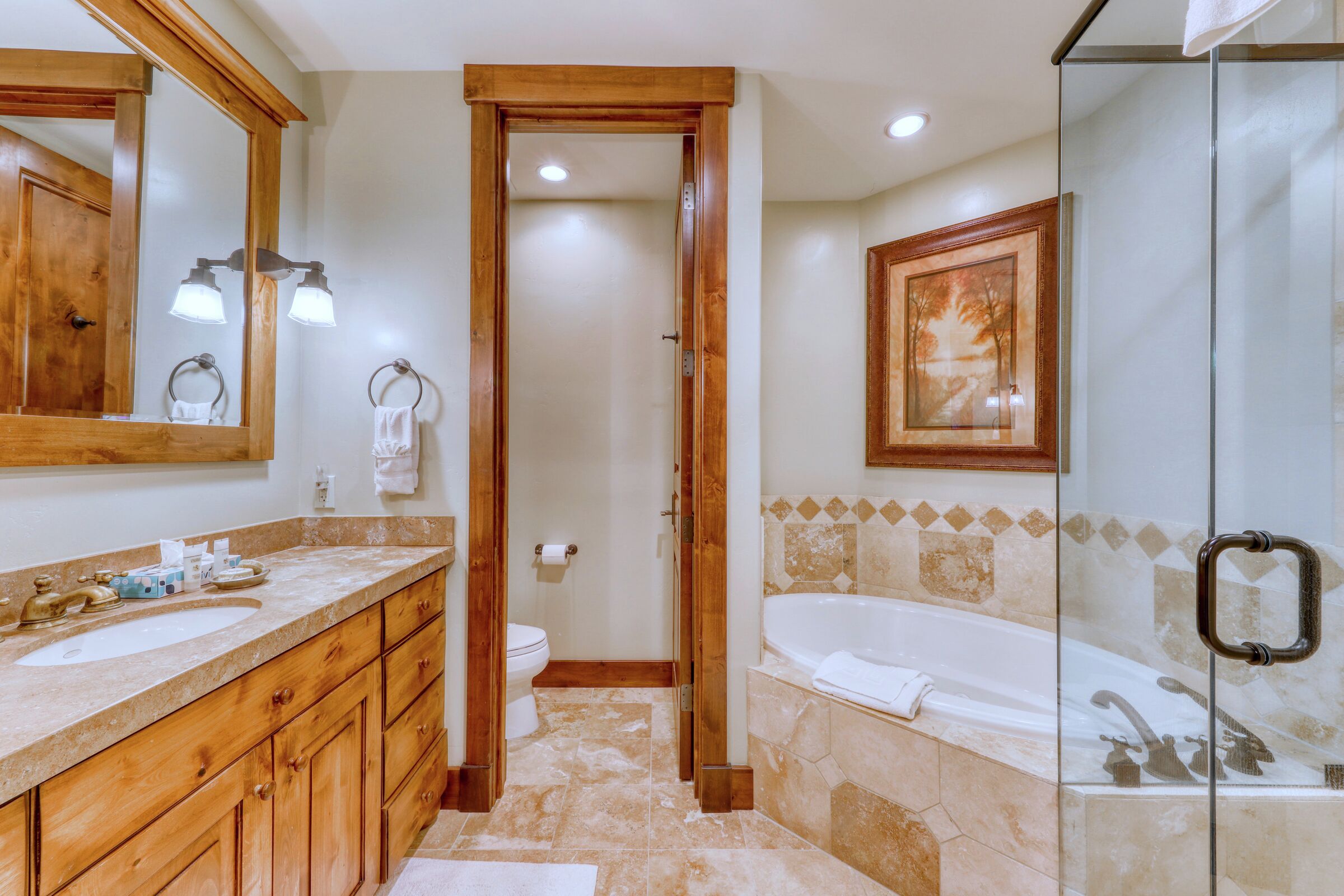 #18 - Ensuite Bathroom