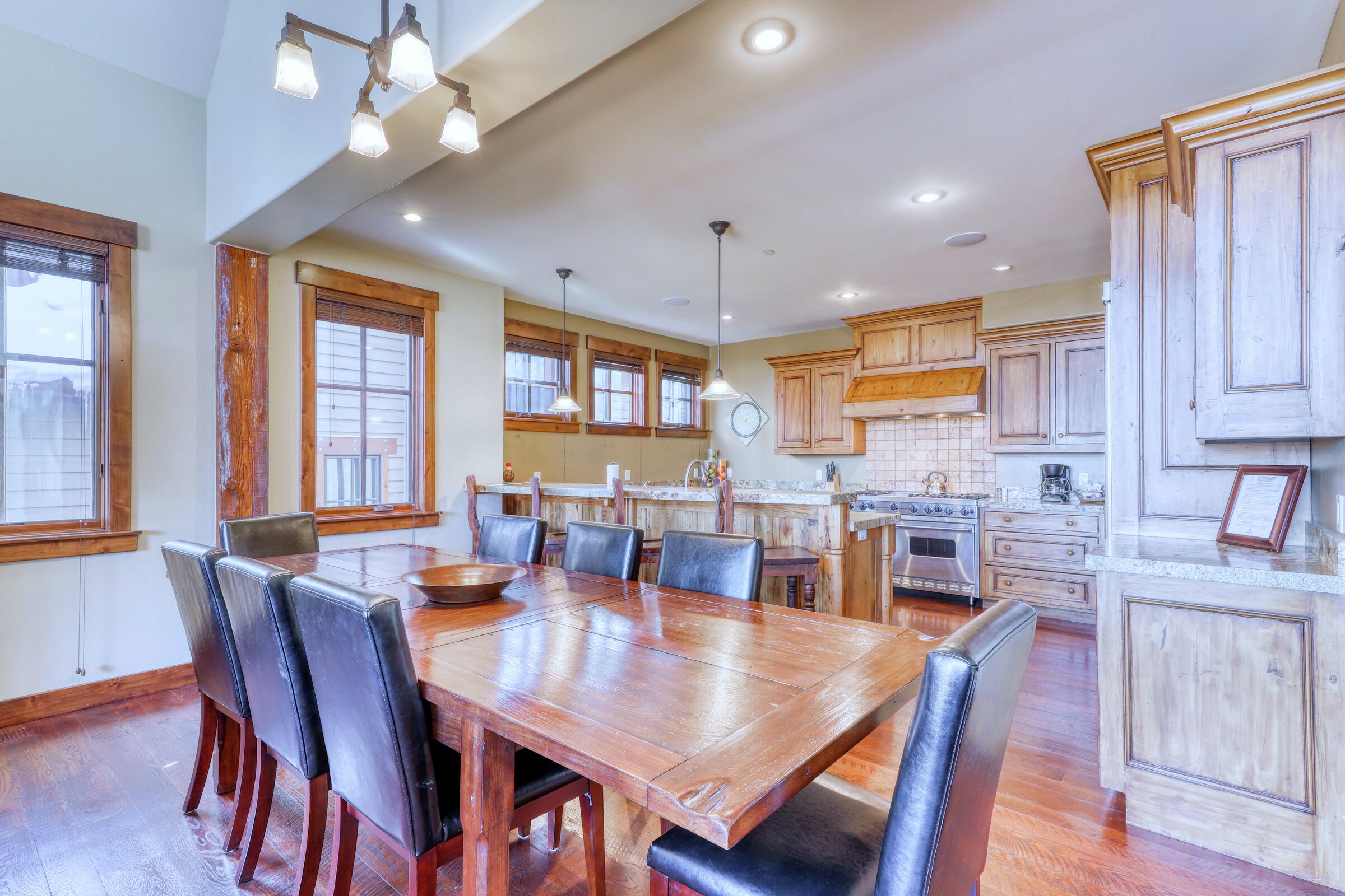 #18 - Dining Room & Kitchen