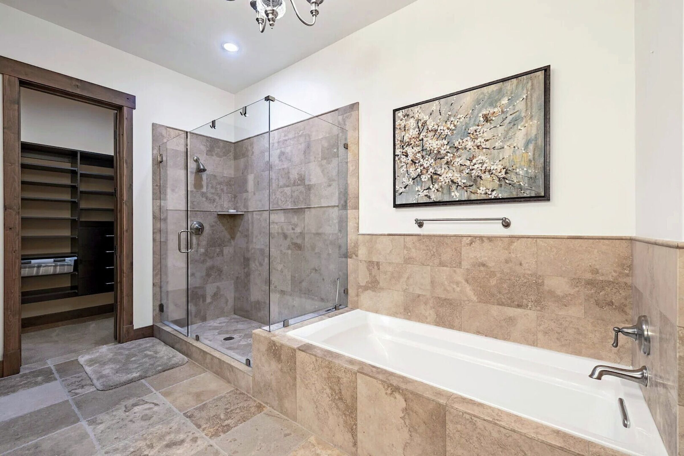 Master Ensuite Bathroom
