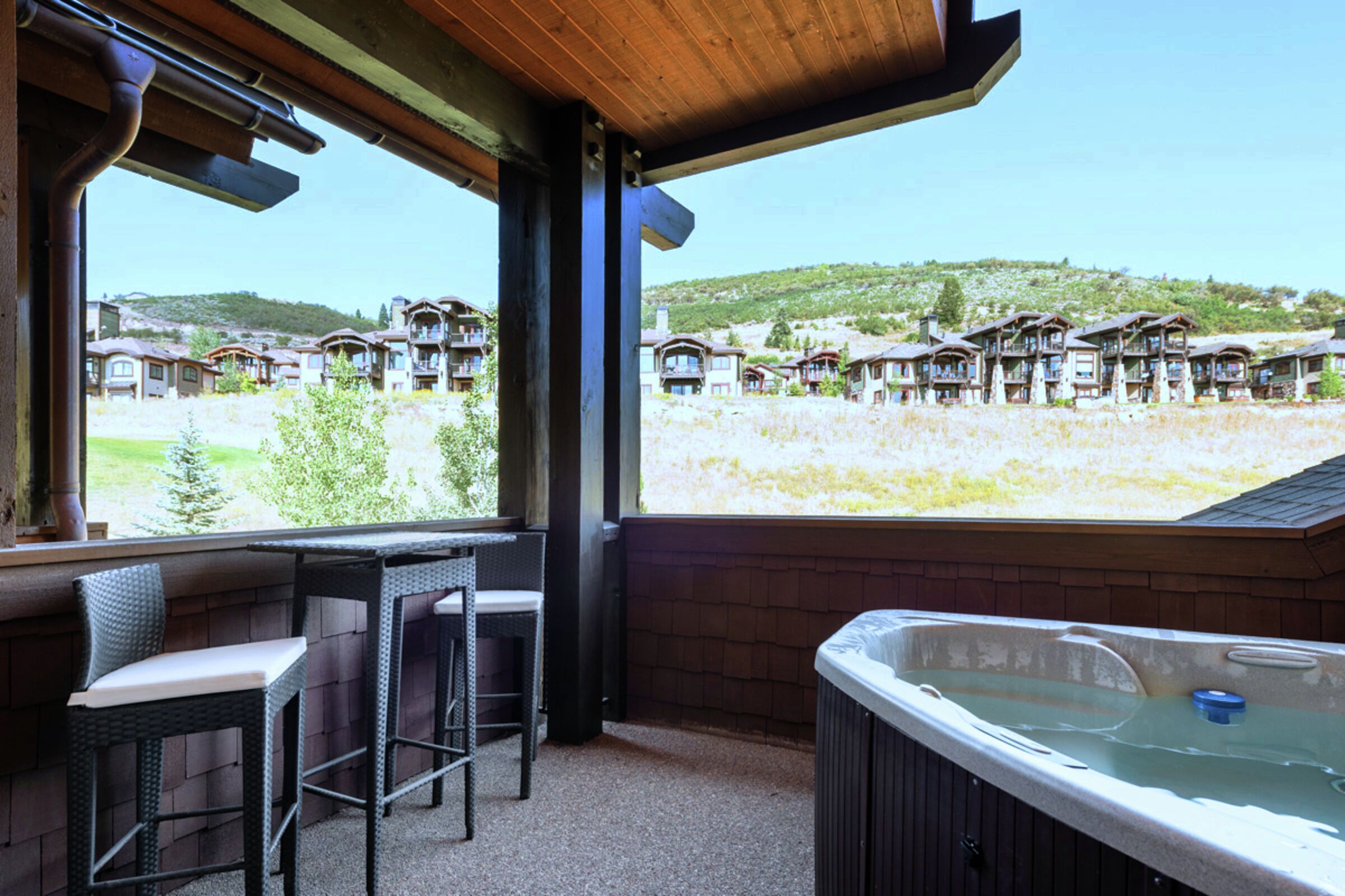 Balcony with Hot Tub