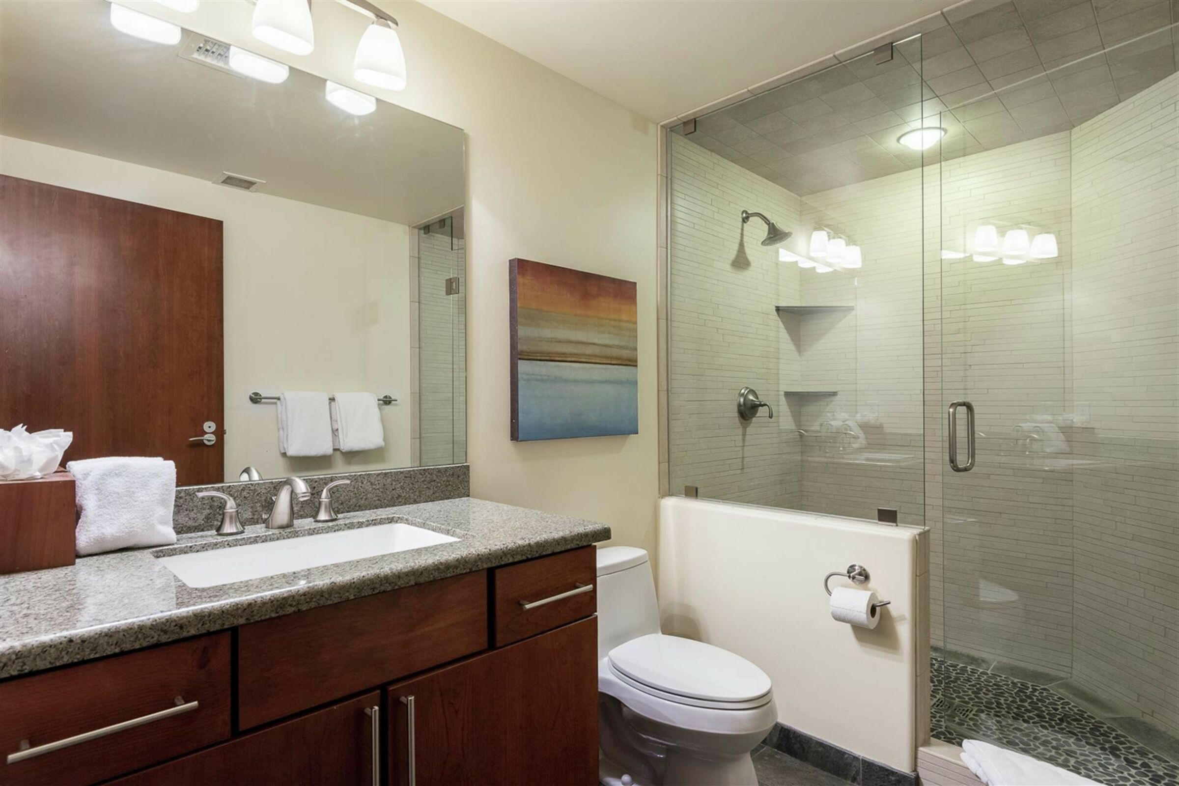 #201B - Bathroom
