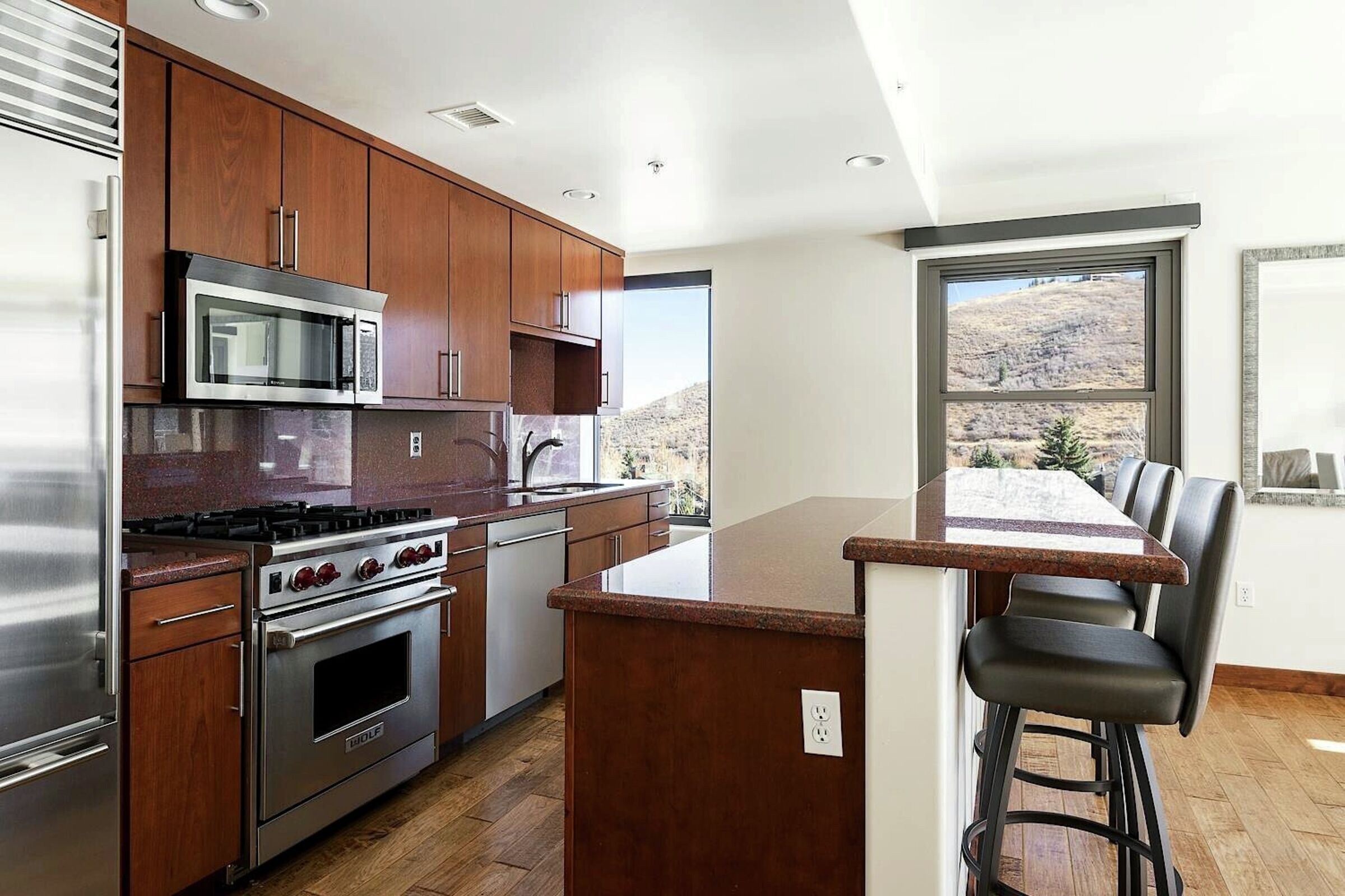 #202B - Kitchen