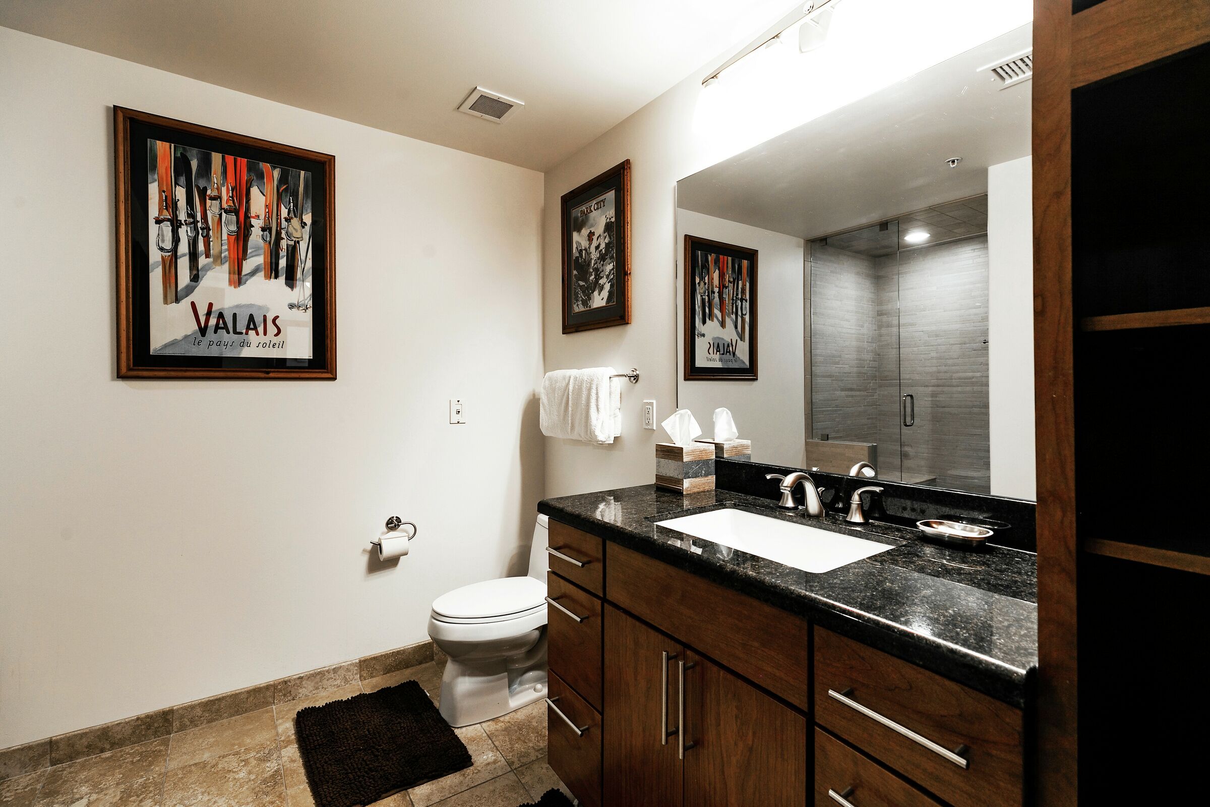 #303 - Bathroom