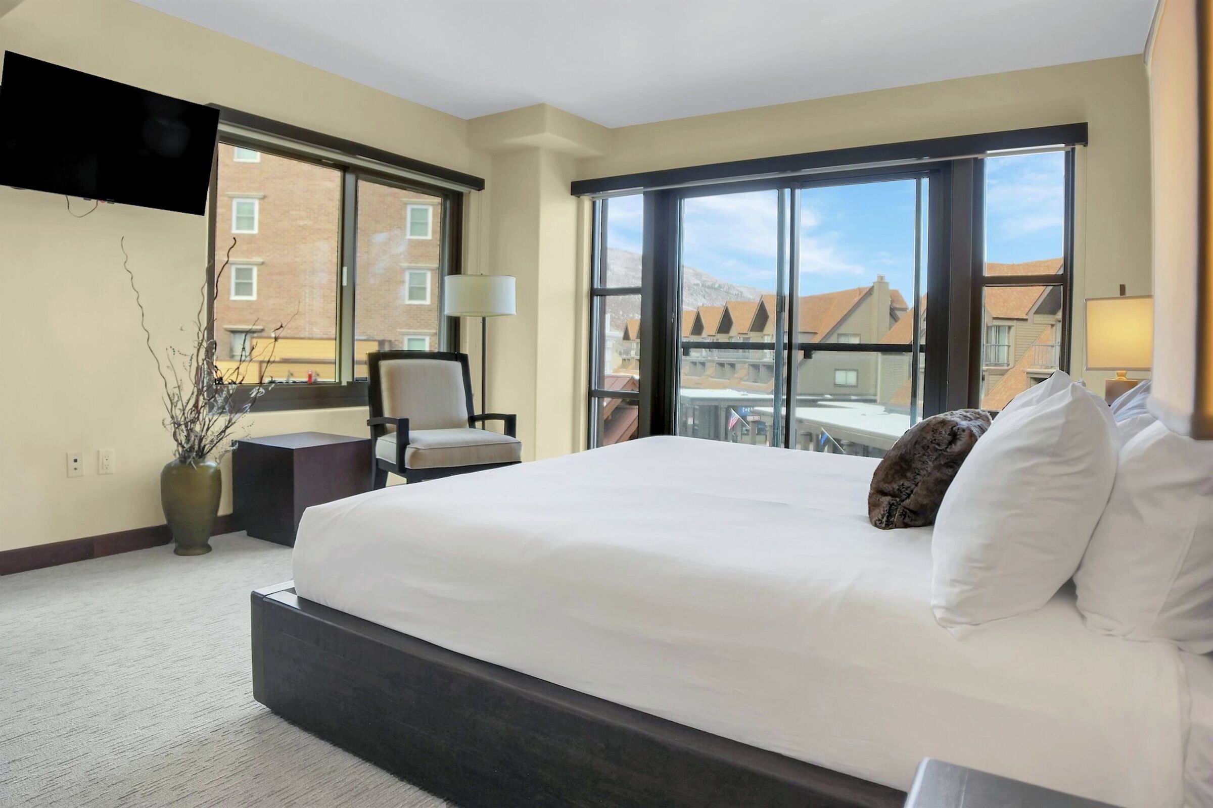 #304 - Master Bedroom