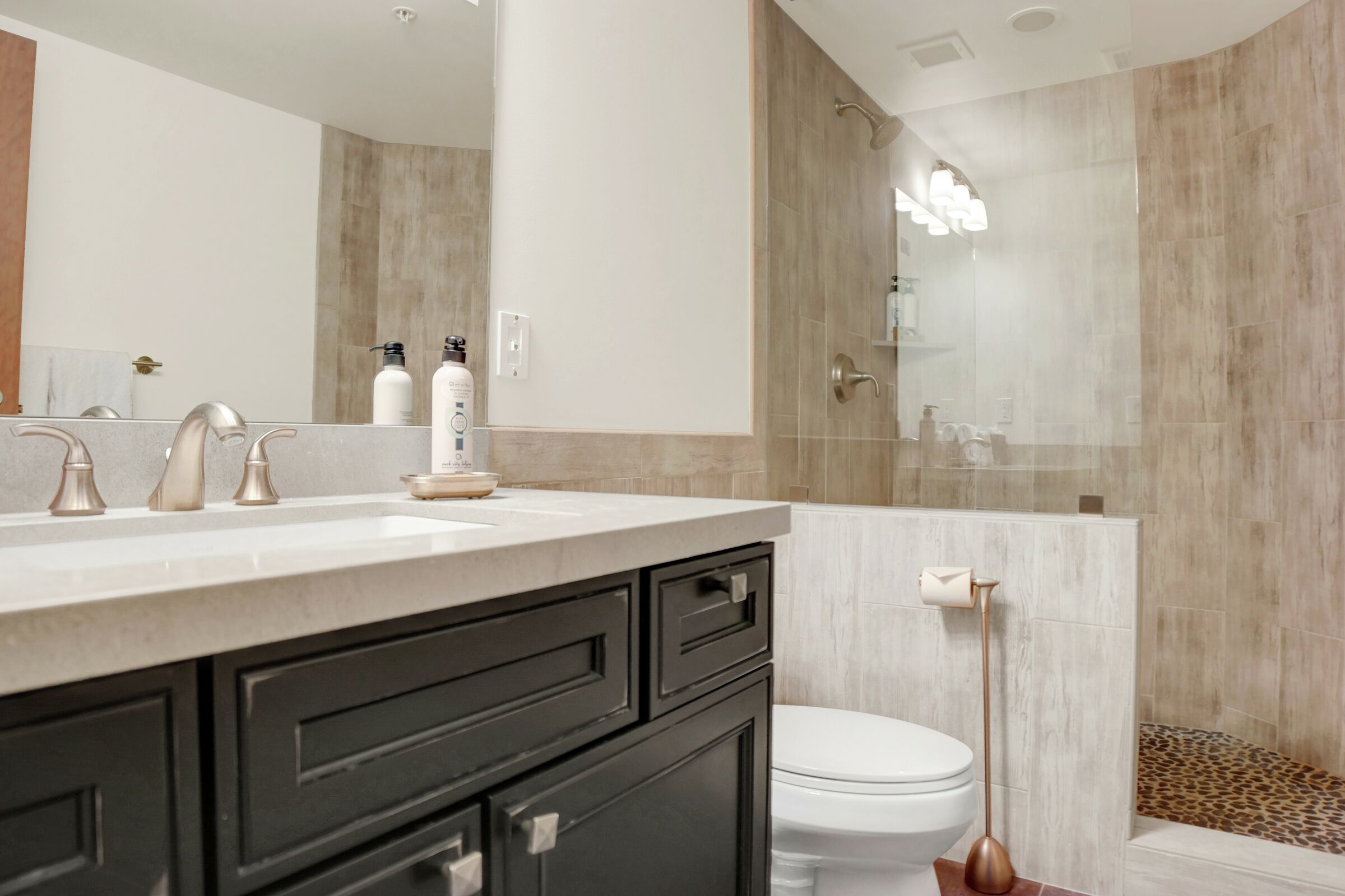 #301 - Bathroom