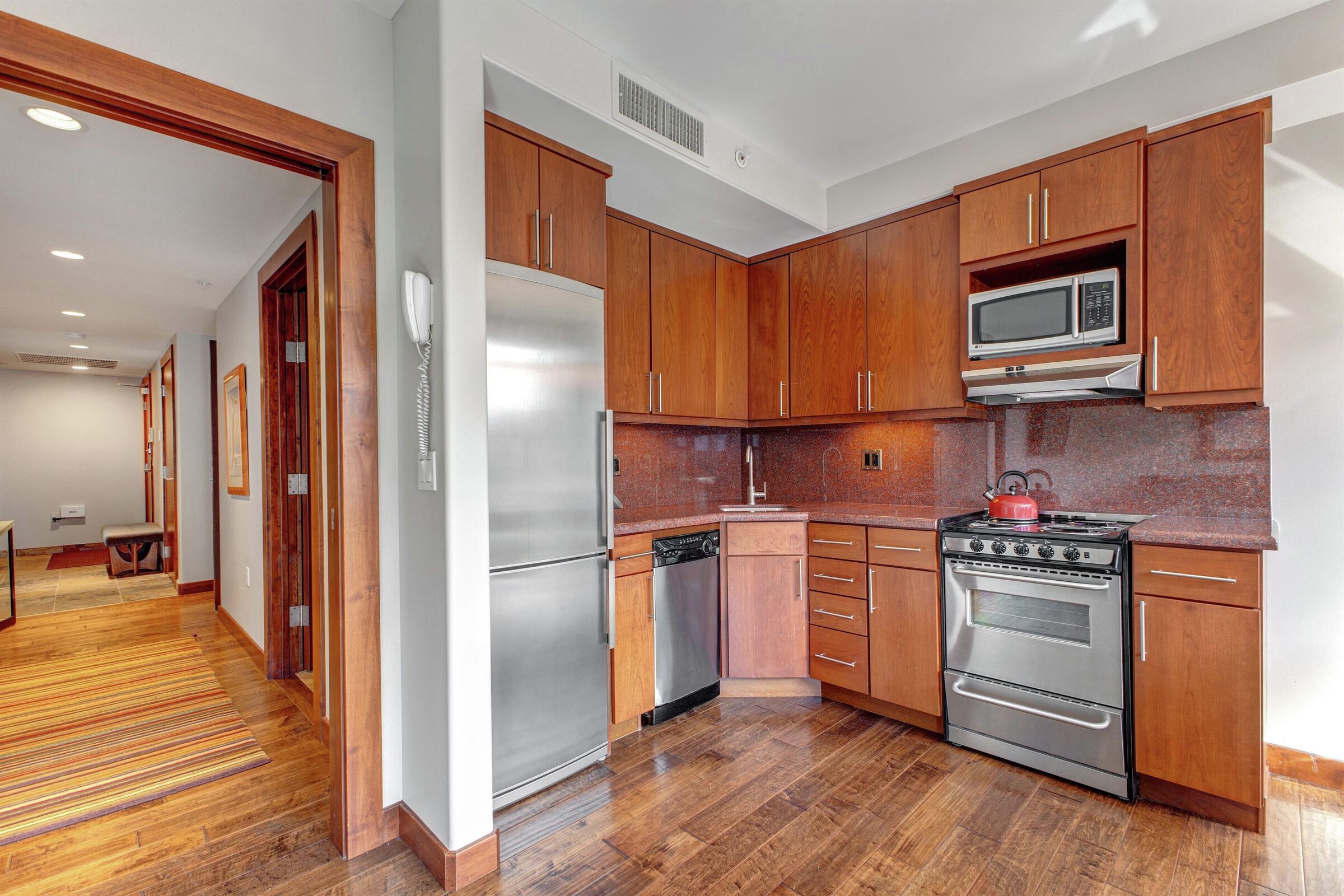 Second Kitchen