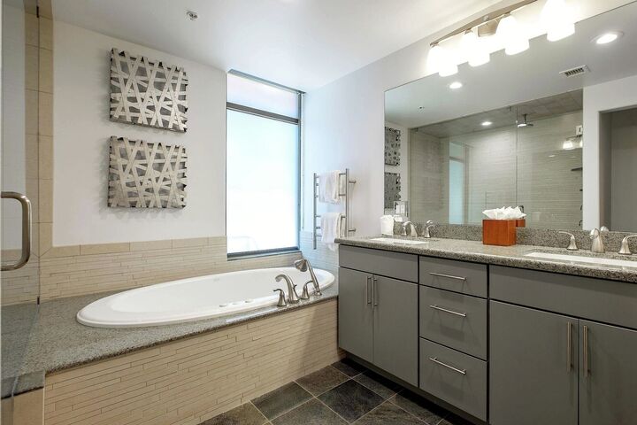 #103 - Master Ensuite Bathroom