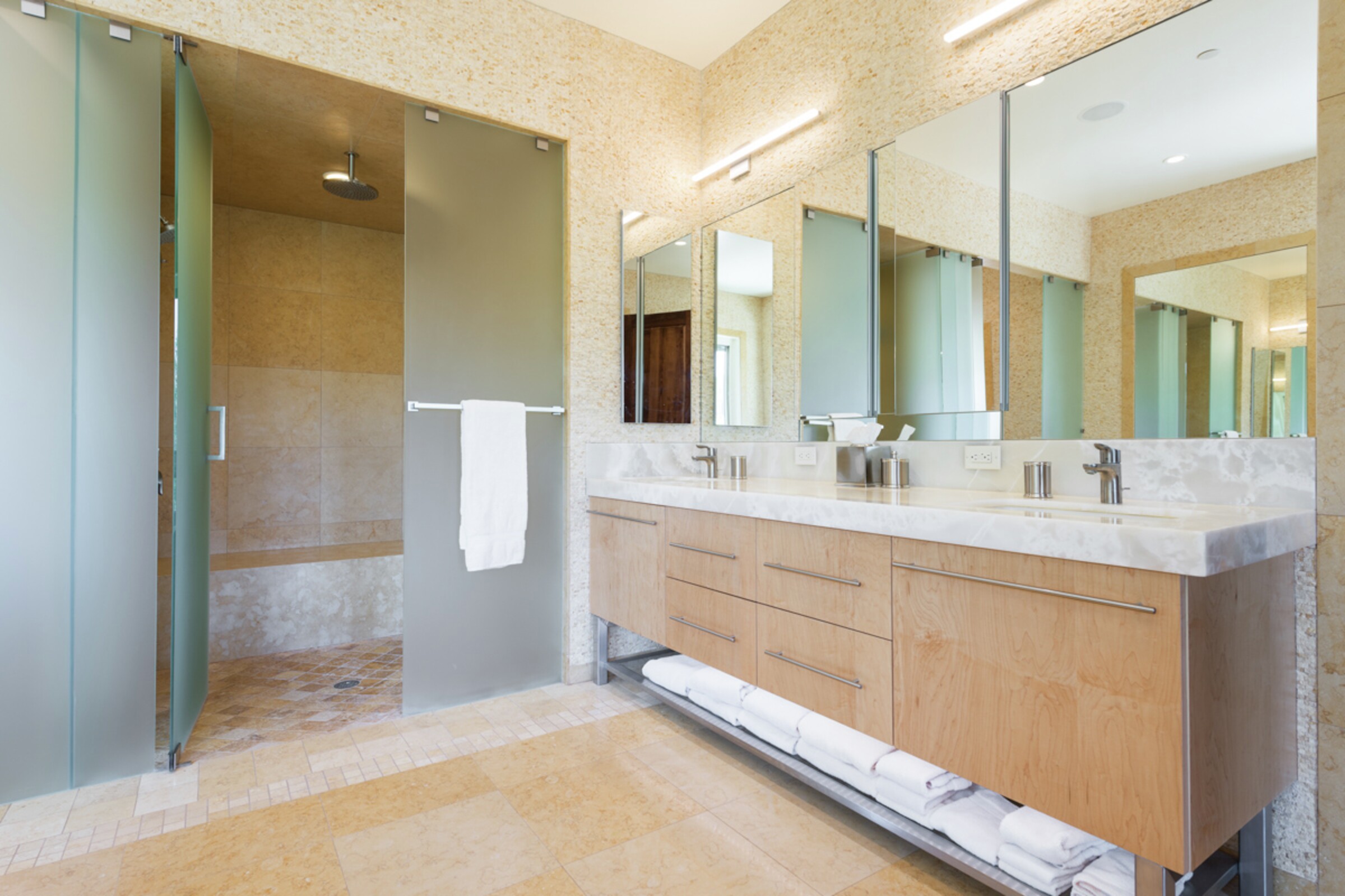 Master Ensuite Bathroom