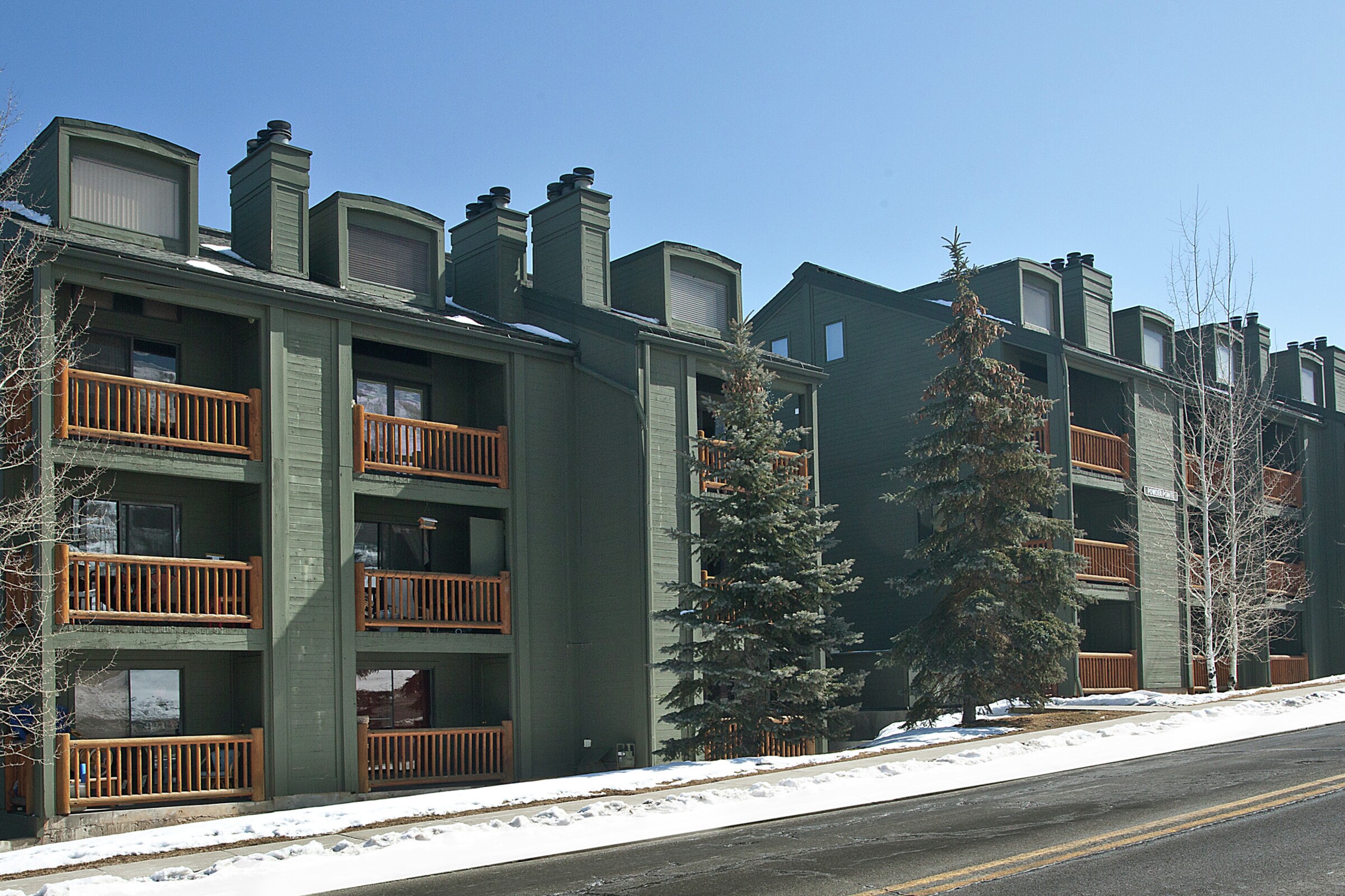 Powder Pointe