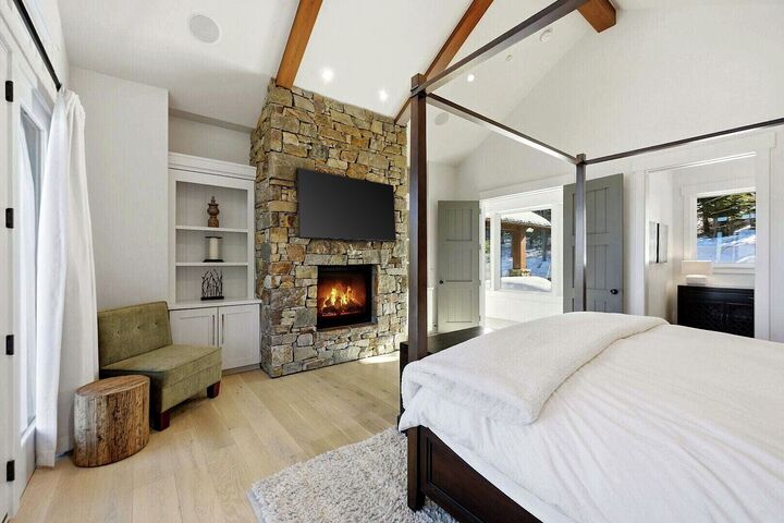 5 Bdrm 5.5 Bath HT - Master Bedroom