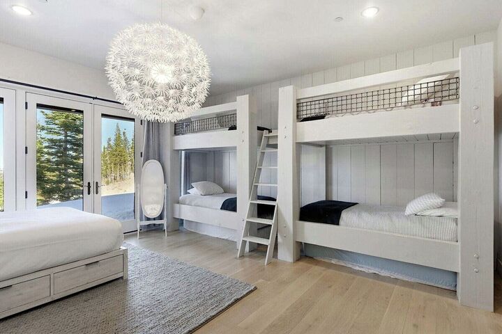 5 Bdrm 5.5 Bath HT - Bedroom