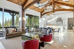 5 Bdrm 5.5 Bath HT - Living Area, Dining Area & Kitchen