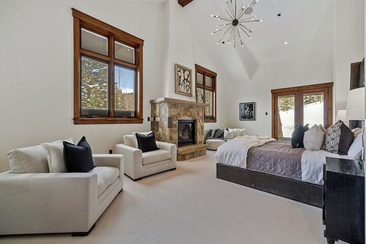 5 Bdrm 7.5 Bath HT - Master Bedroom