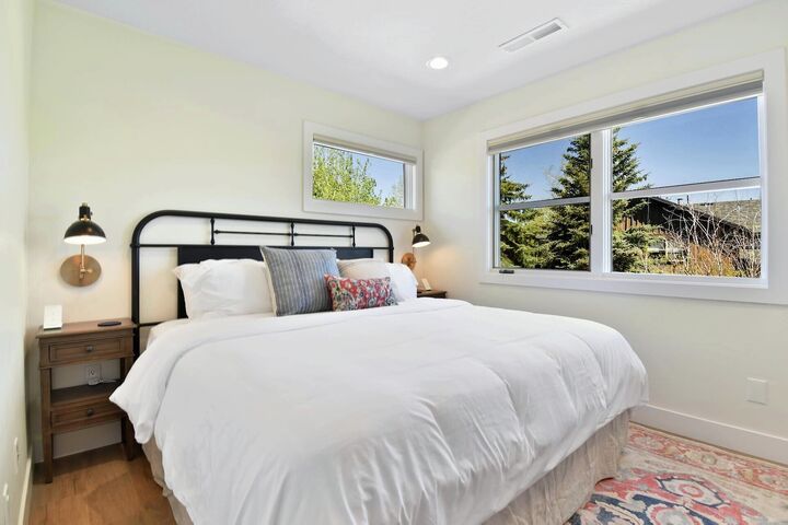 #2236 - Jupiter View - Bedroom