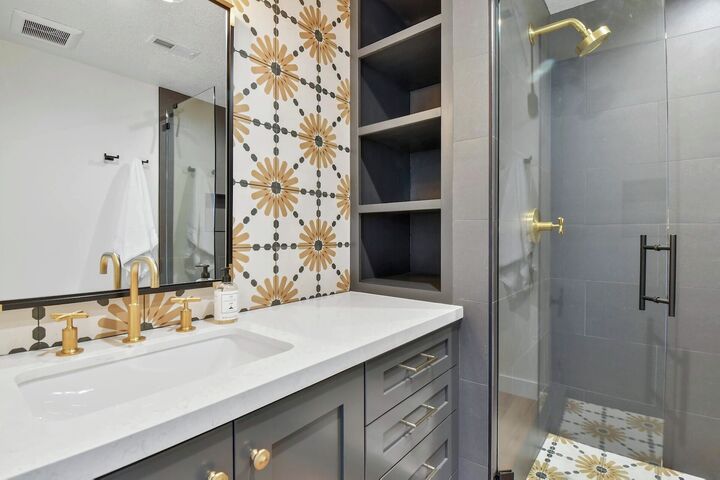 #2236 - Jupiter View - Bathroom