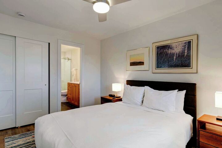 #U8 - Master Bedroom