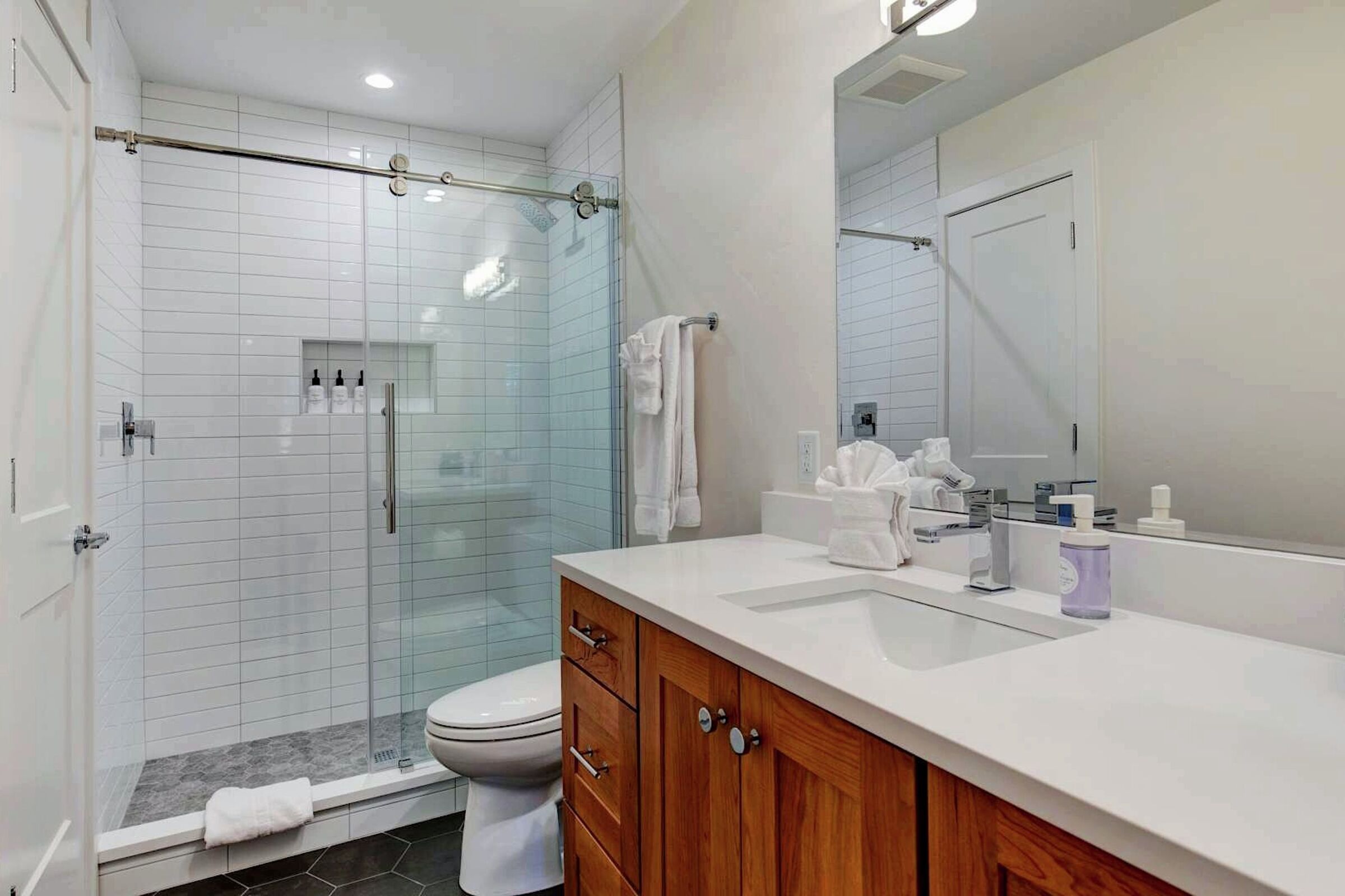 Master Ensuite Bathroom