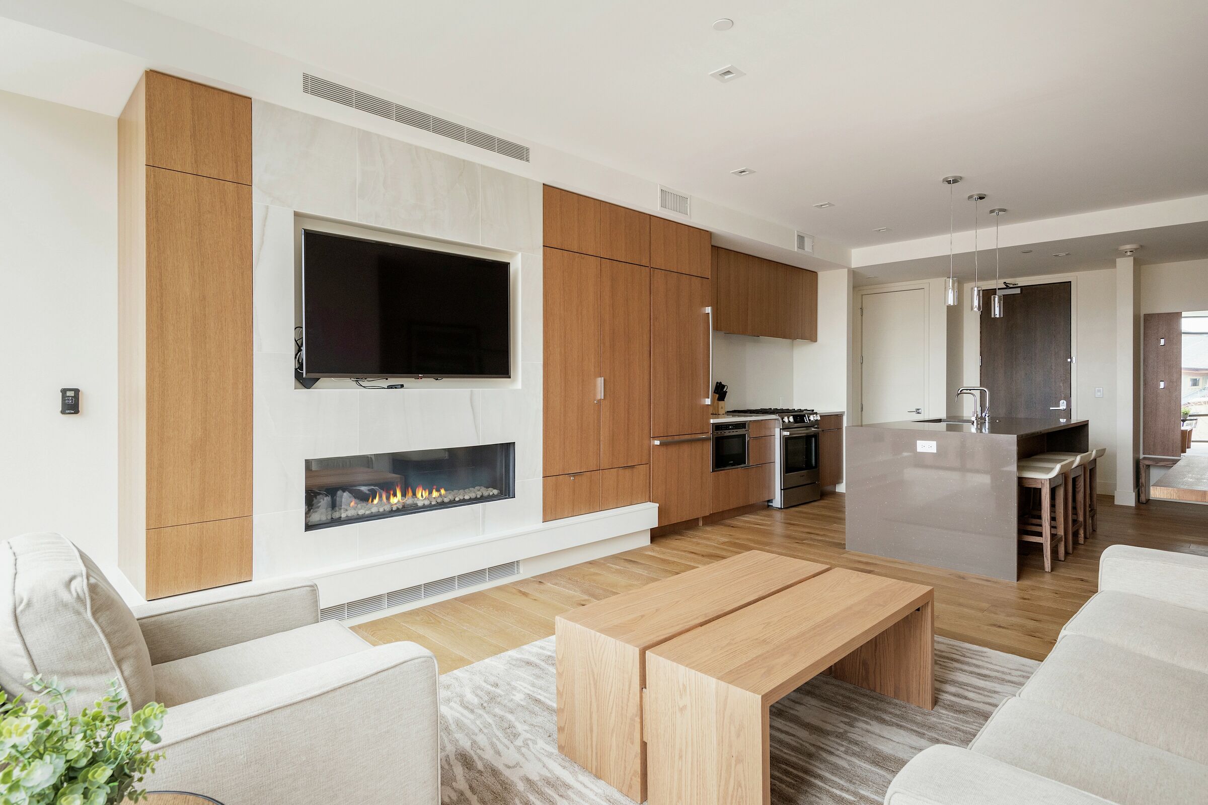 #412 - Living Room