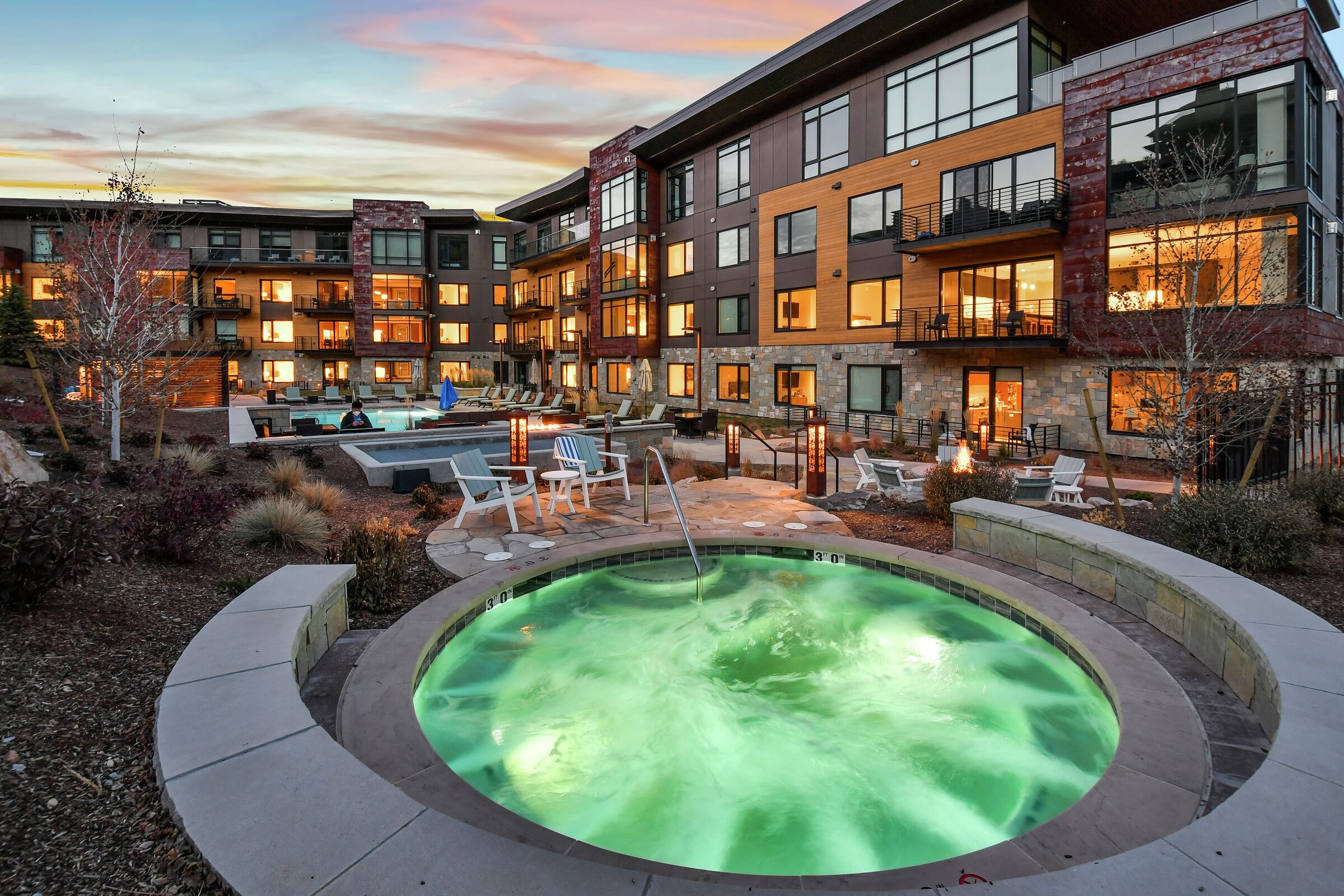 Outdoor Hot Tub