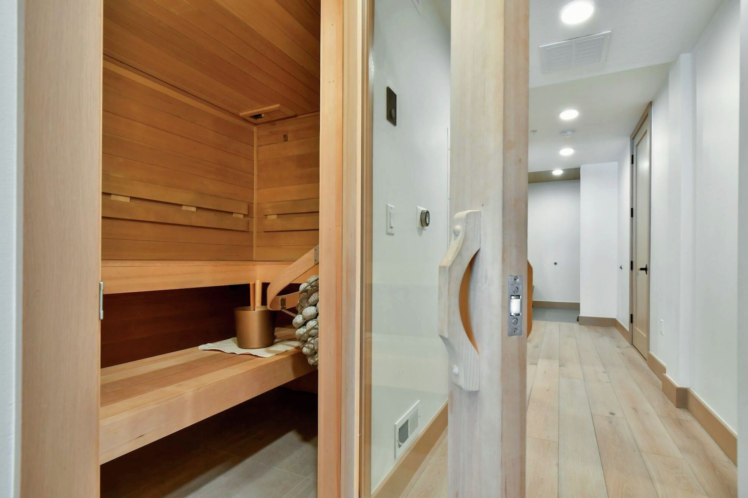 #102C - Indoor Sauna Room