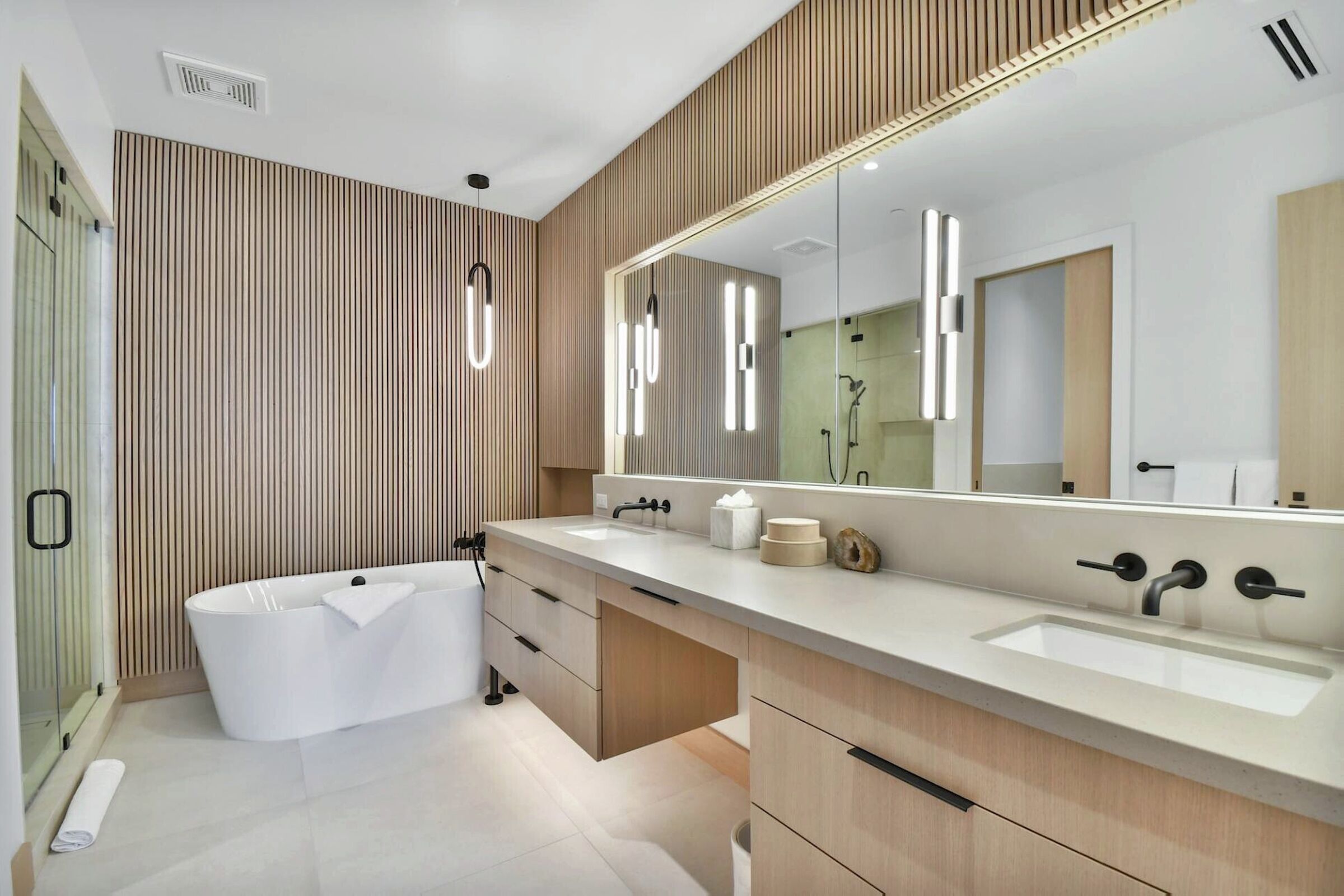 Master Ensuite Bathroom
