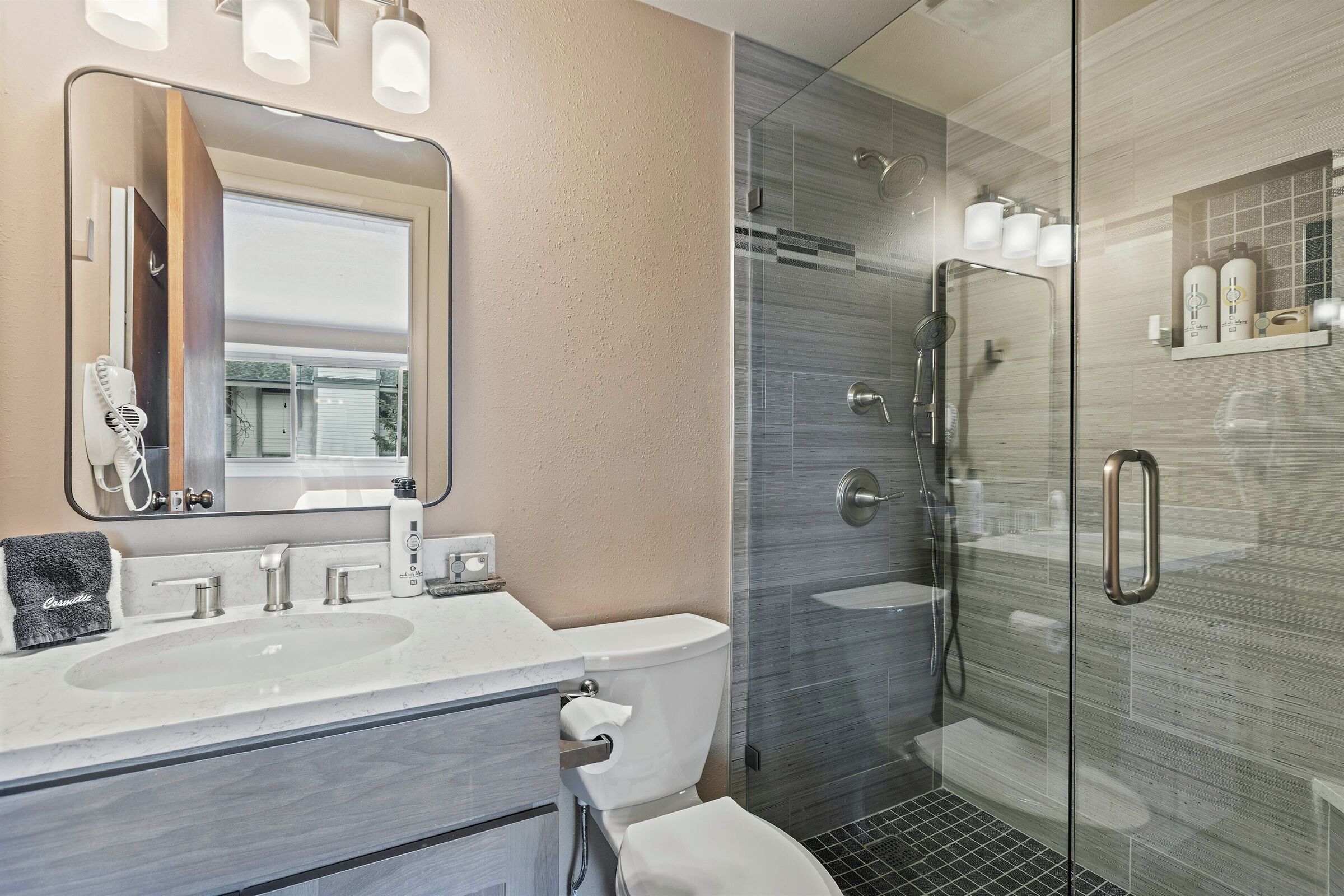 Master Ensuite Bathroom
