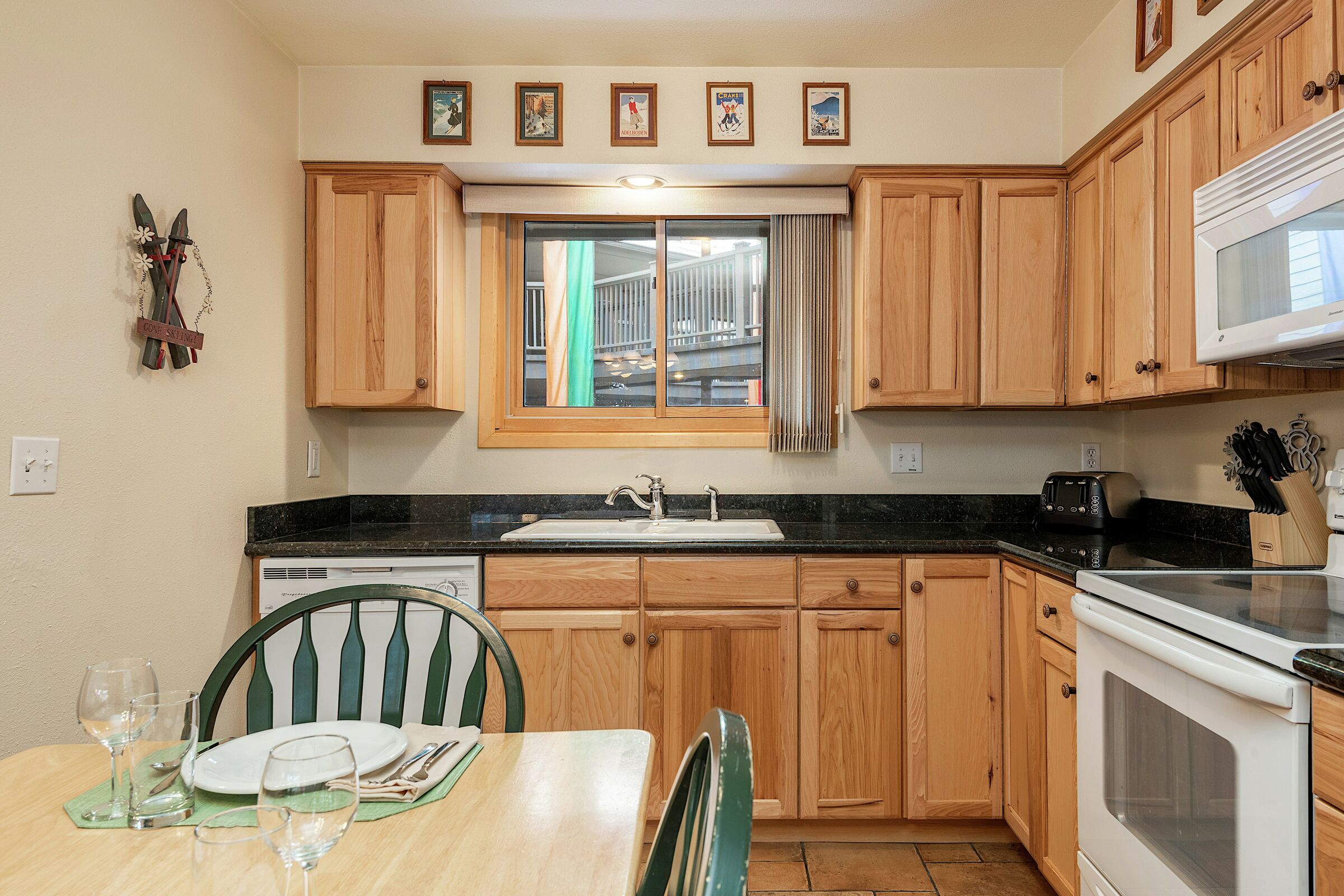 #018 - Kitchen