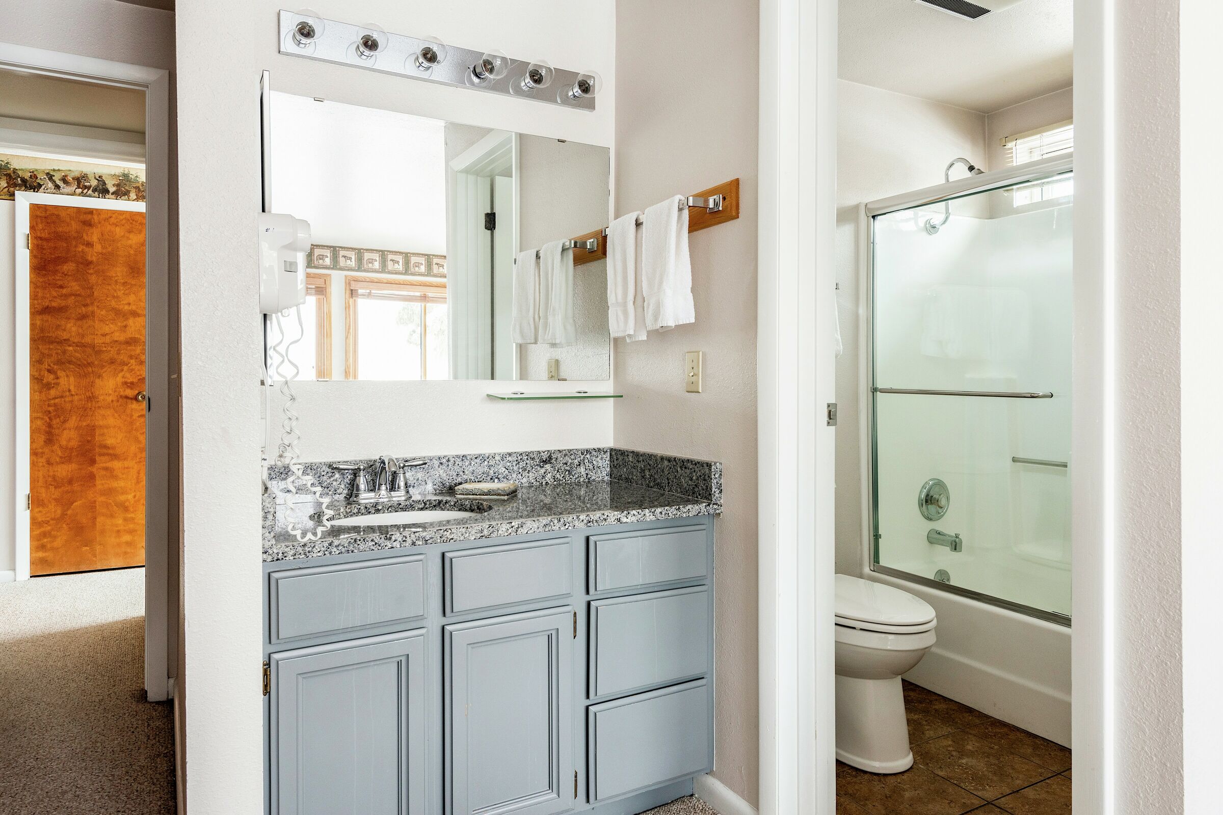 #012 - Master Ensuite Bathroom