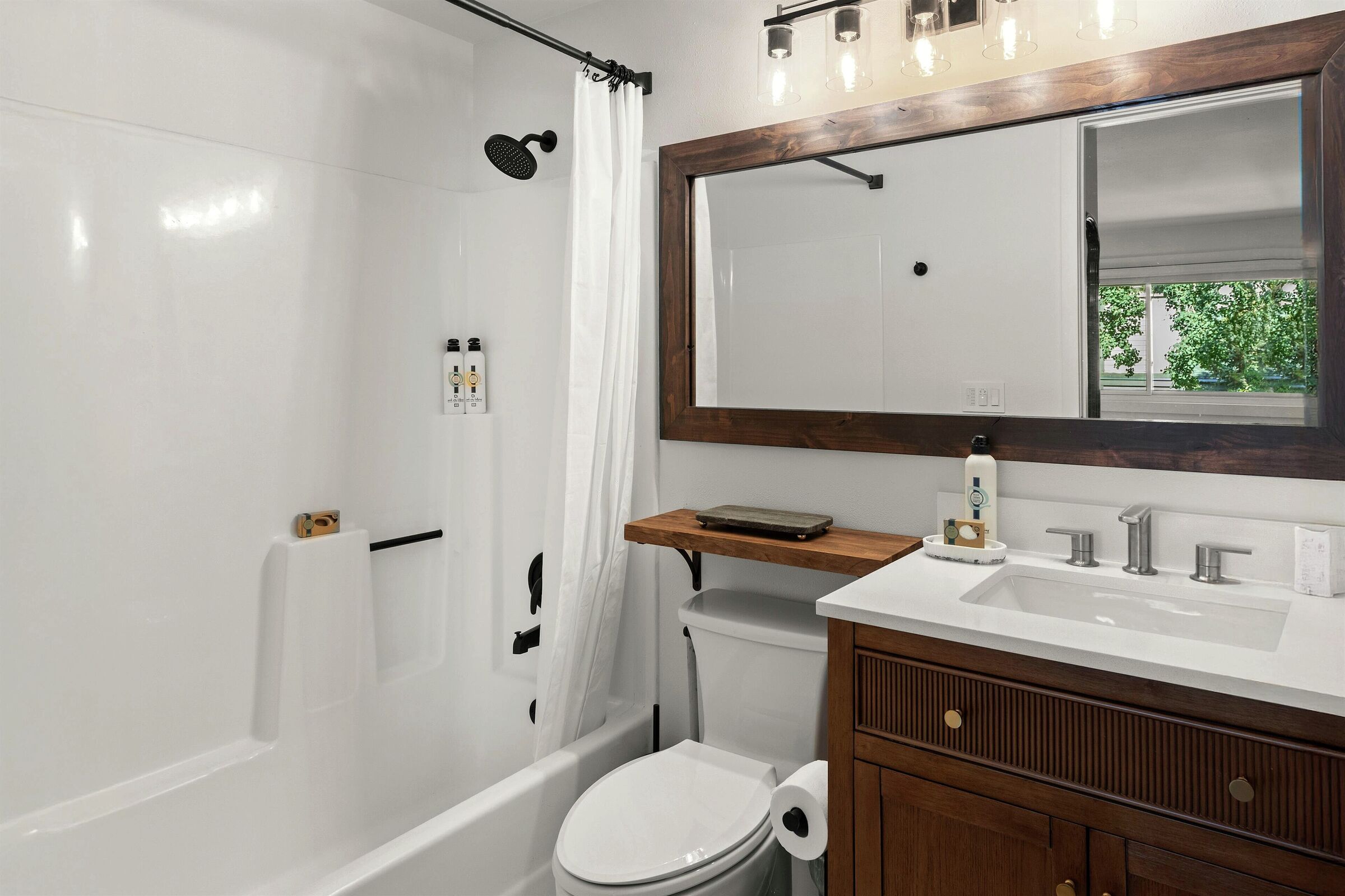#116 - Master Ensuite Bathroom