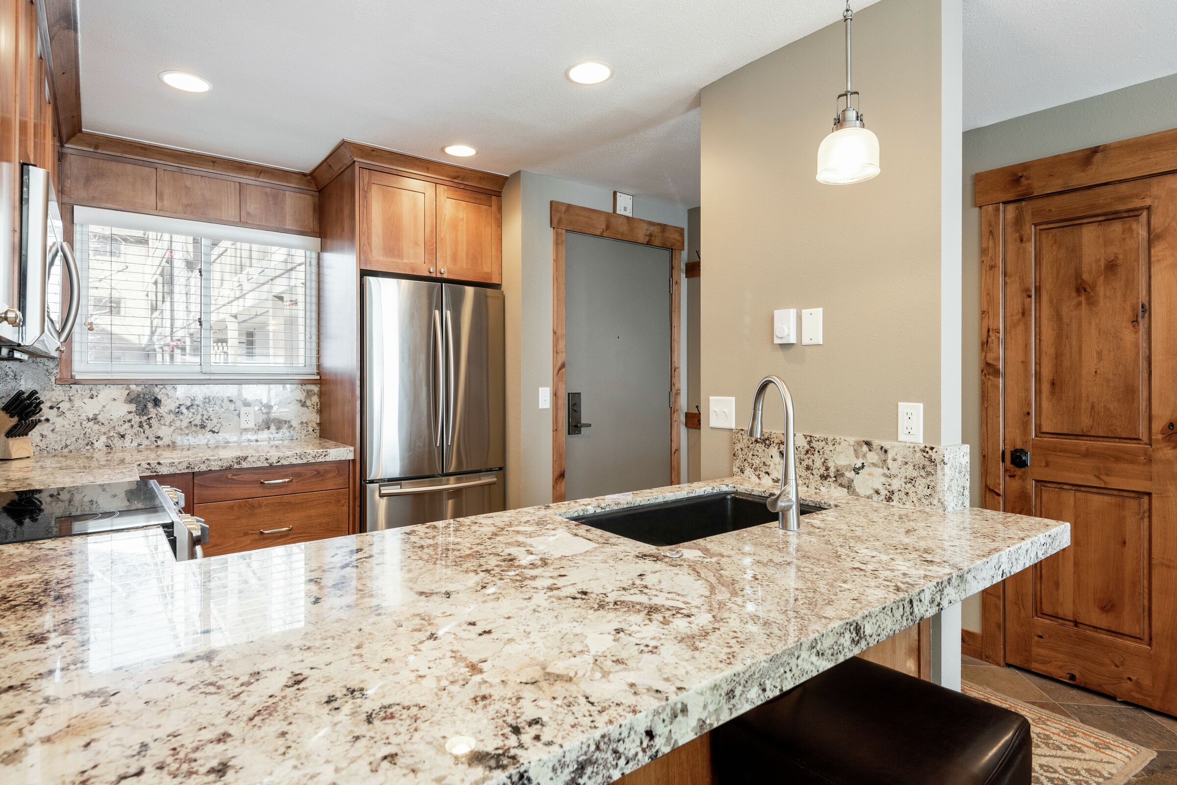 #110 - Kitchen Bar