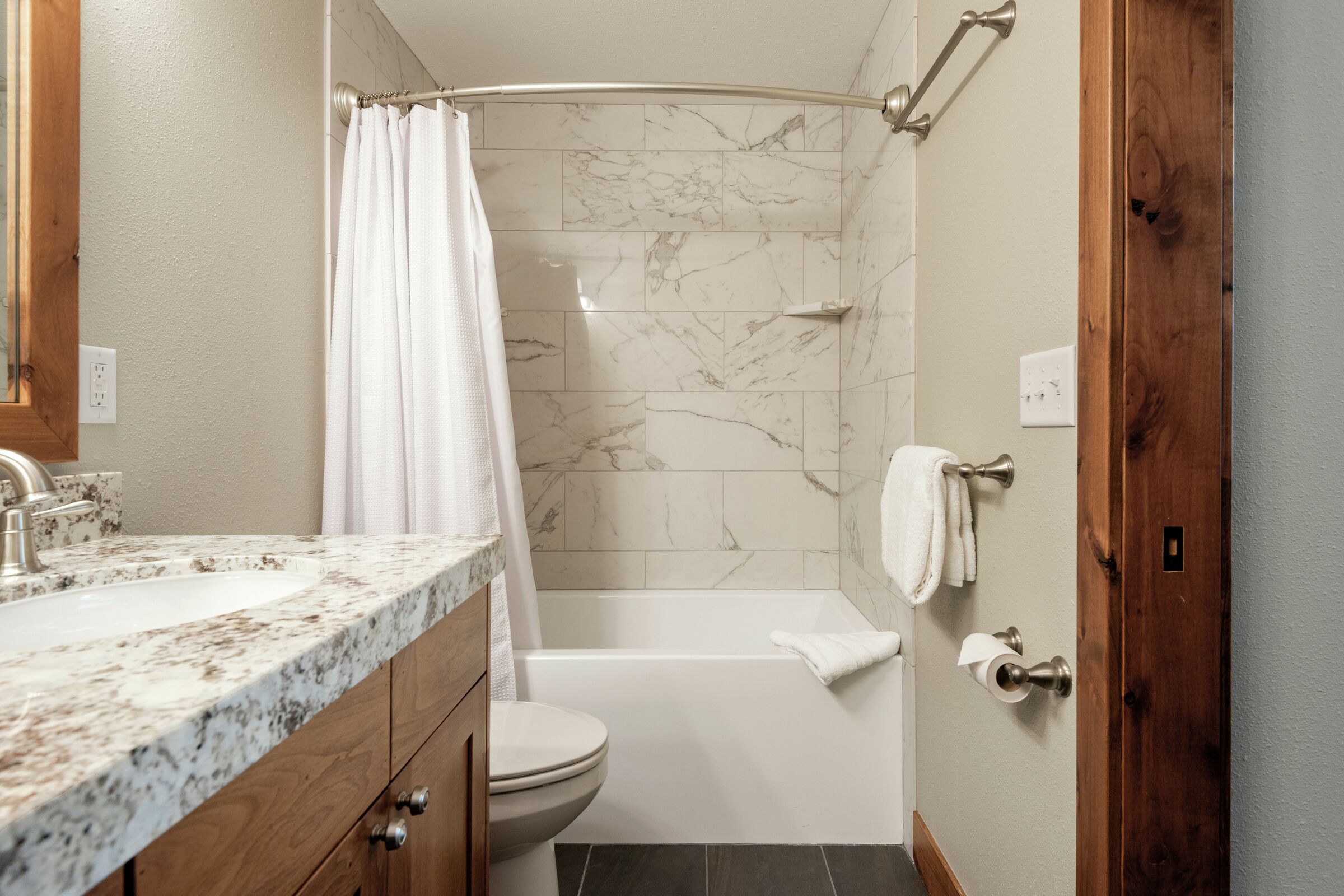 #110 - Master Ensuite Bathroom