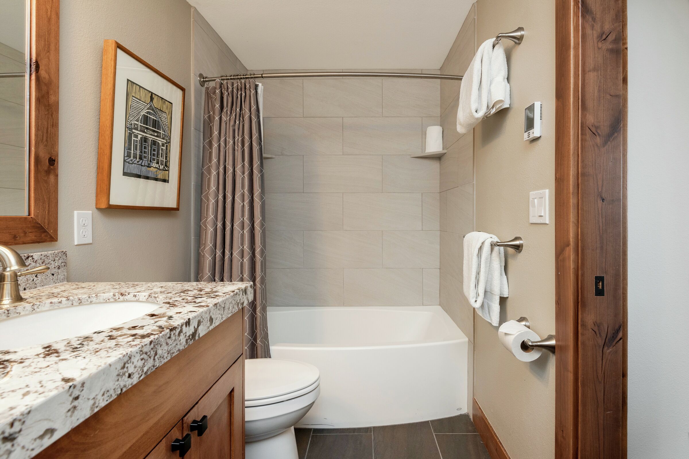 #120 - Master Ensuite Bathroom