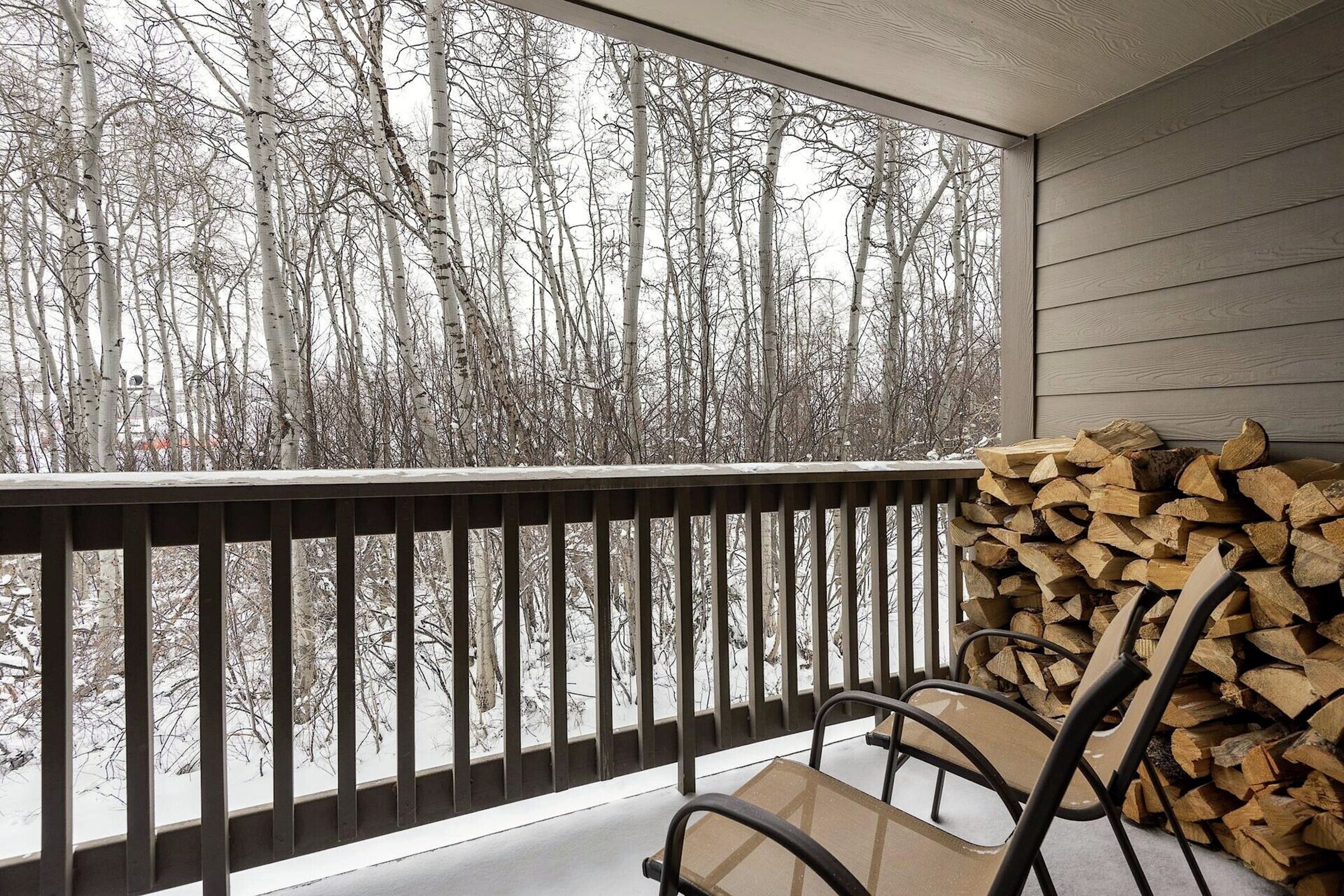 #142 - Balcony