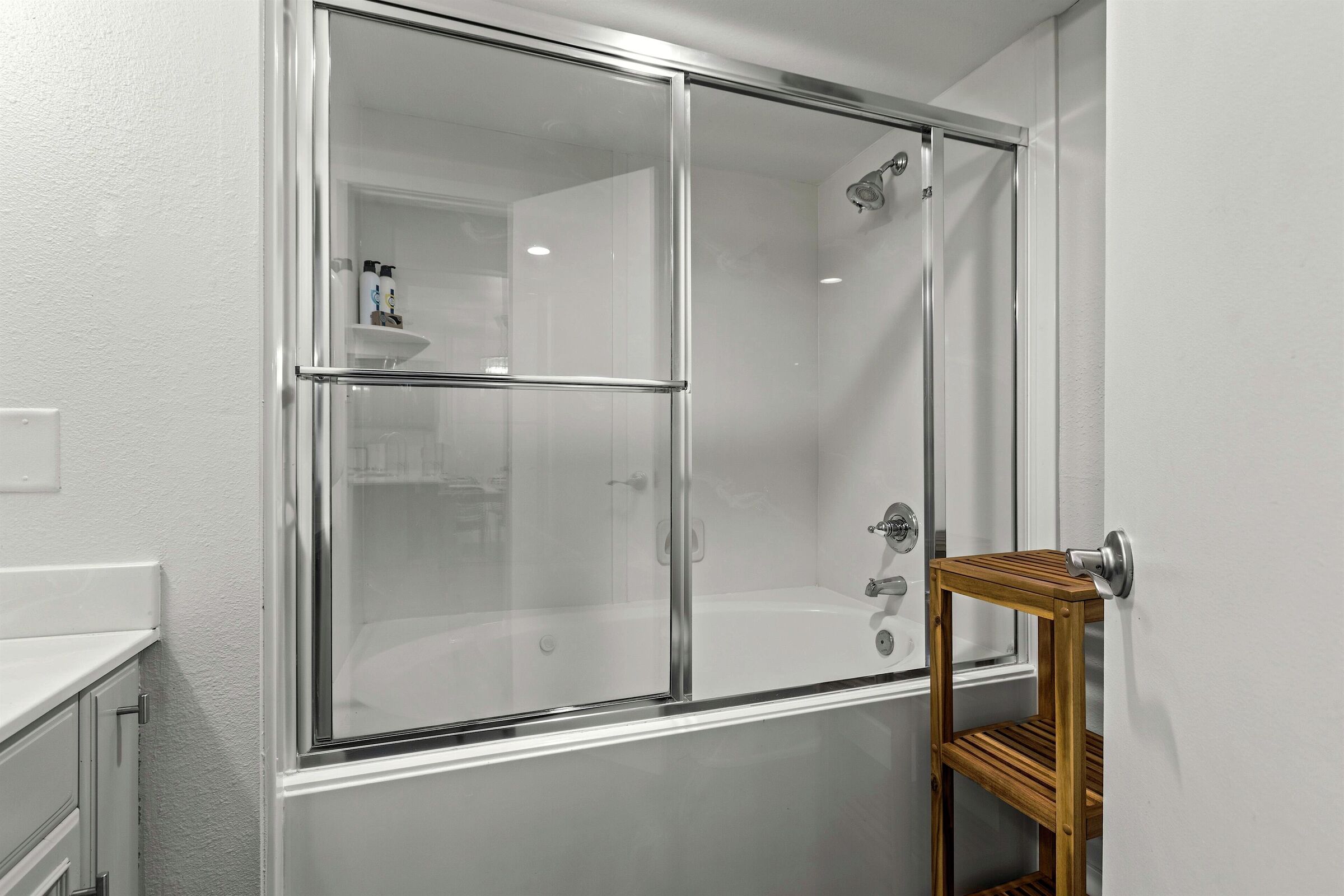 #137 - Bathroom