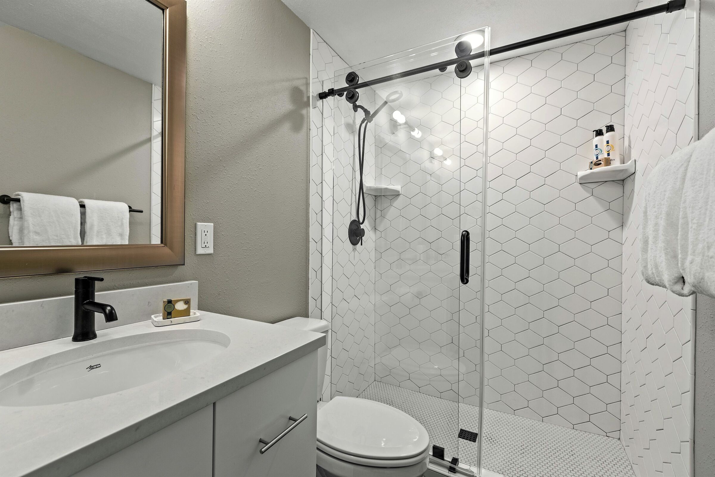 #137 - Master Ensuite Bathroom