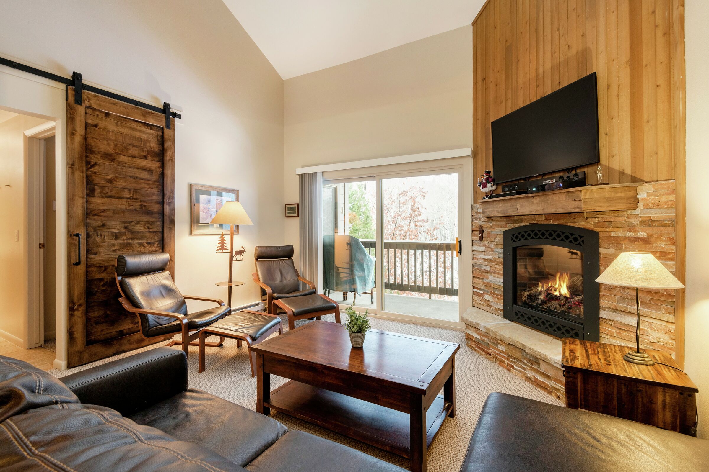 #122 - Living Room