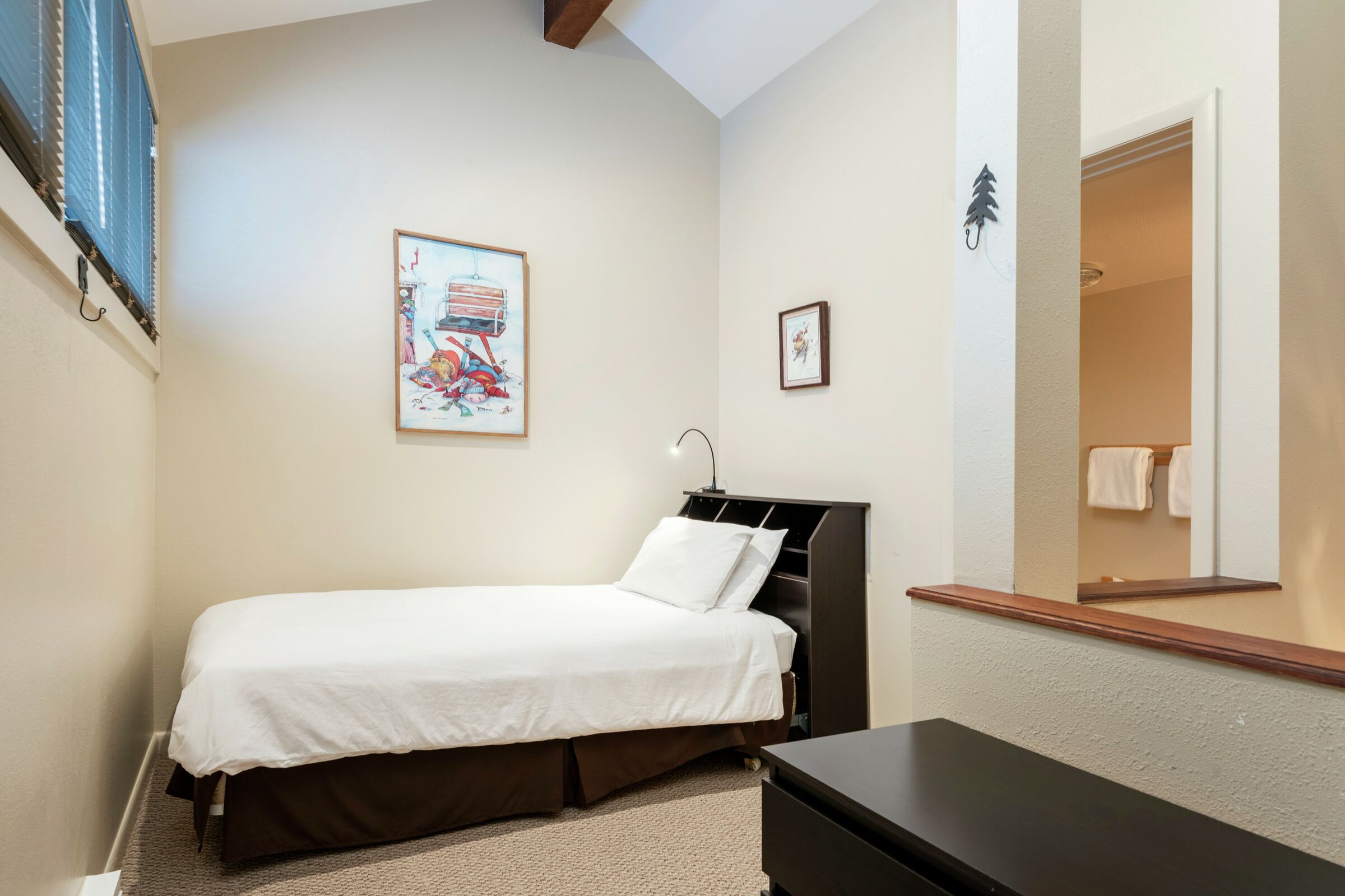 #122 - Loft Bedroom