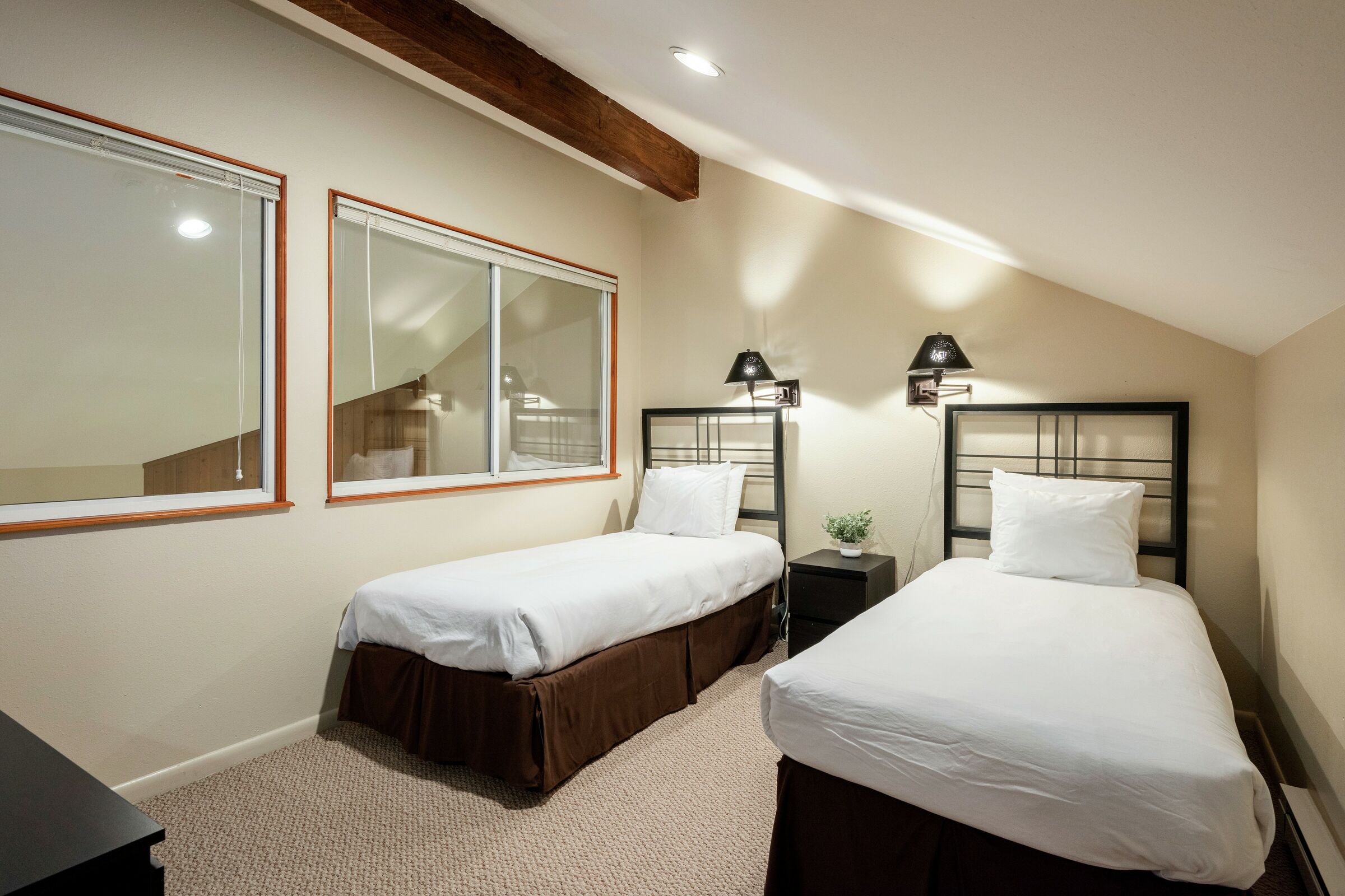 #122 - Loft Bedroom
