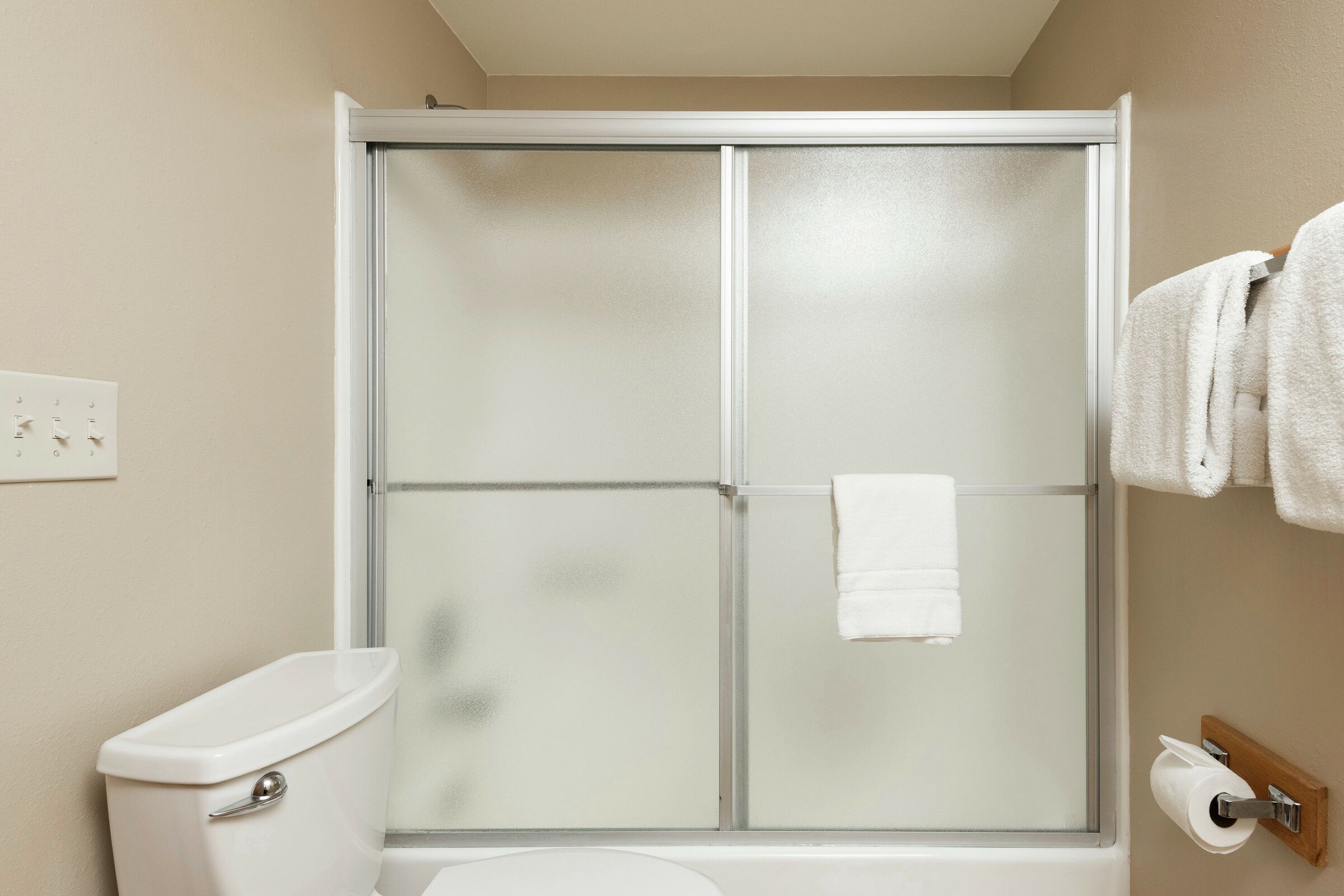 #122 - Loft Bathroom