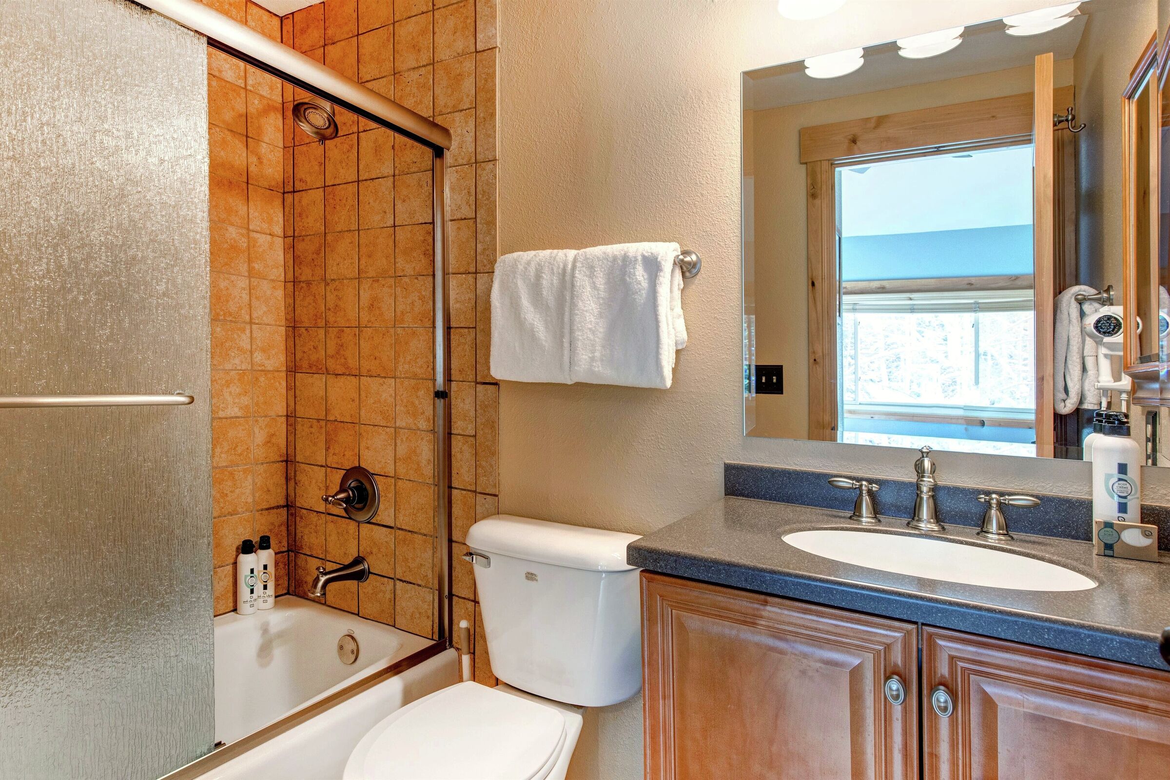 Master Ensuite Bathroom
