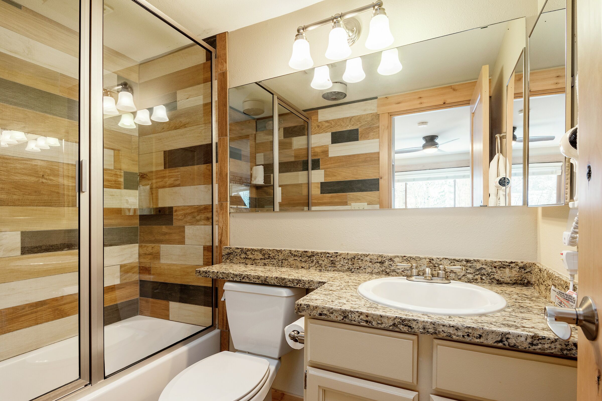 #144 - Master Ensuite Bathroom