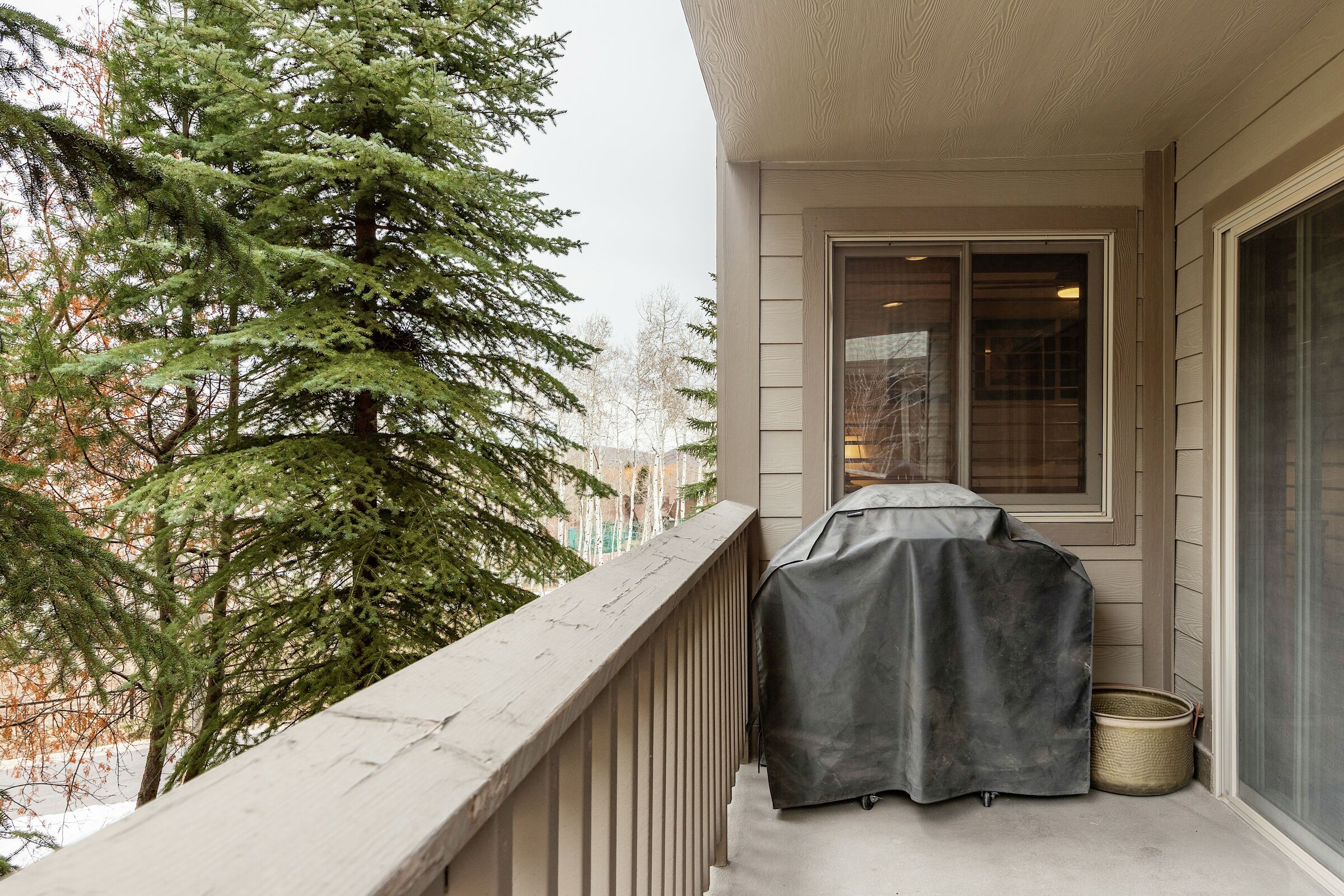 Balcony with BBQ