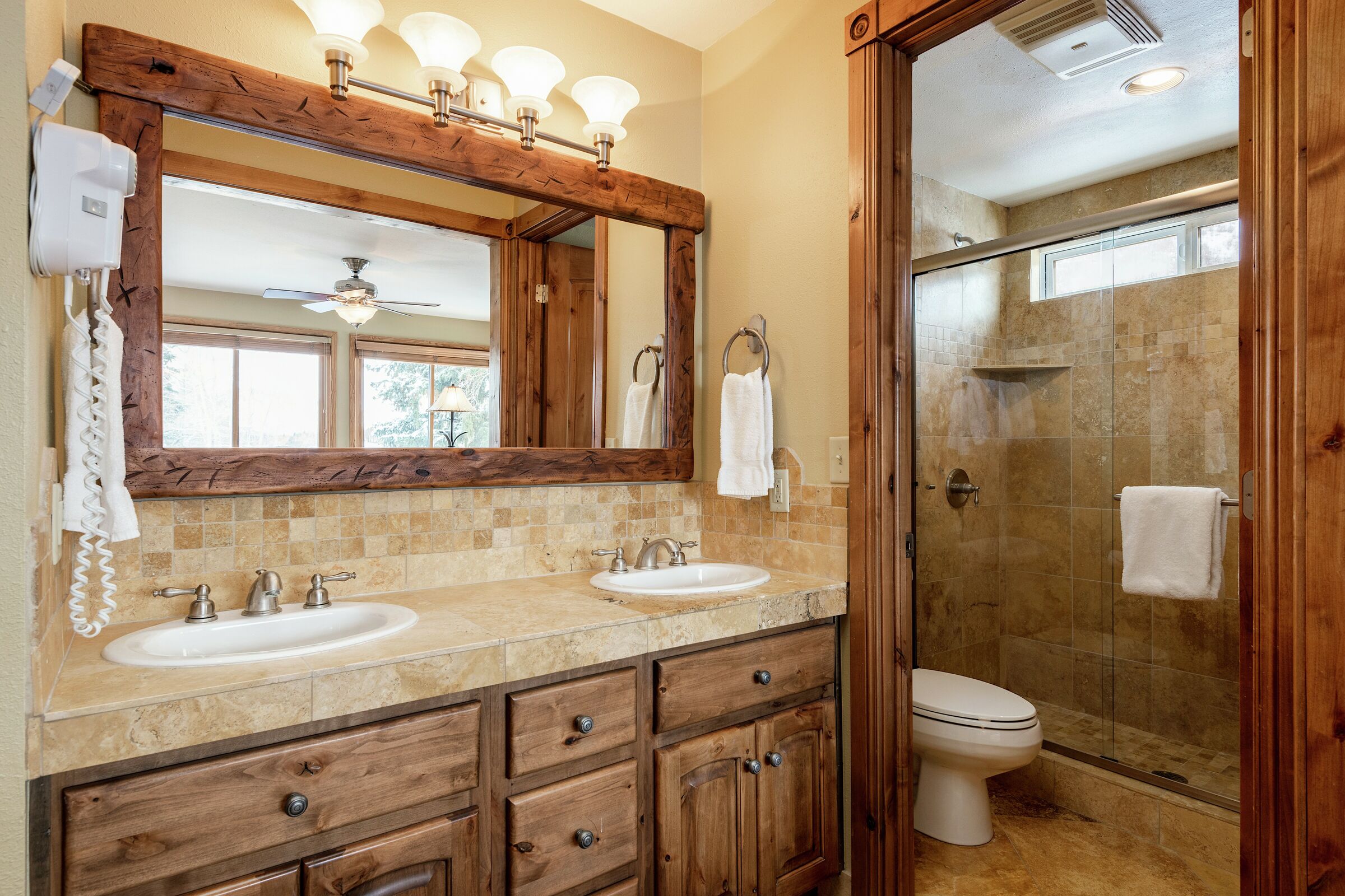 #026 - Master Ensuite Bathroom